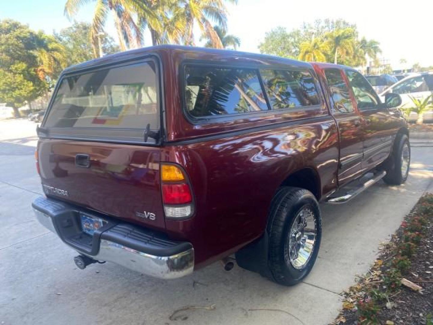 2003 Salsa Red Pearl /Gray Toyota Tundra SR5 LOW MILES 76,363 4.7 V8 (5TBRT34133S) with an 4.7L DOHC EFI 32-Valve V8 i-Force Engine engine, Automatic transmission, located at 4701 North Dixie Hwy, Pompano Beach, FL, 33064, (954) 422-2889, 26.240938, -80.123474 - OUR WEBPAGE FLORIDACARS1.COM HAS OVER 100 PHOTOS AND FREE CARFAX LINK 2003 TOYOTA TUNDRA SR5 CAMPER TOP WONT LAST IN STOCK VIN: 5TBRT34133S335959 5 T B R T 3 4 1 3 3 S 3 3 5 9 5 9 4 DOOR EXTENDED CAB PICKUP 4.7L V8 F DOHC 32V THE BEST GASOLINE REAR WHEEL DRIVE TOW PKG Top Features Alloy Wheels Leath - Photo#7