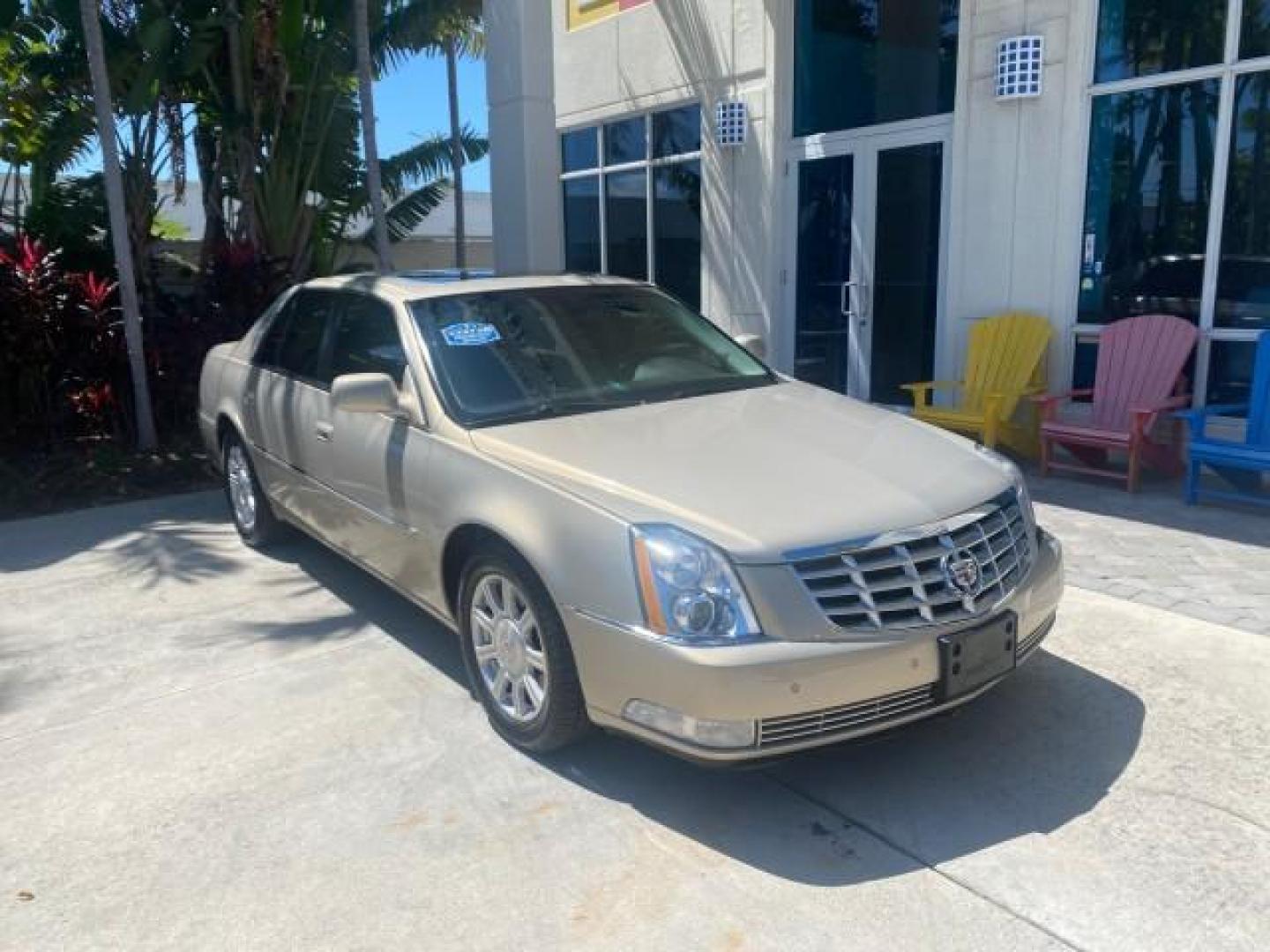 2008 Gold Mist /Shale/Cocoa Cadillac DTS w/1SB LOW MILES SUNROOF (1G6KD57Y38U) with an Northstar 4.6L DOHC V8 Engine engine, Automatic transmission, located at 4701 North Dixie Hwy, Pompano Beach, FL, 33064, (954) 422-2889, 26.240938, -80.123474 - OUR WEBPAGE FLORIDACARS1.COM HAS OVER 100 PHOTOS AND FREE CARFAX LINK 2008 CADILLAC DTS SUNROOF 1SB VIN: 1G6KD57Y38U159186 1 G 6 K D 5 7 Y 3 8 U 1 5 9 1 8 6 SEDAN 4 DR 4.6L V8 F GASOLINE FRONT WHEEL DRIVE Top Features A/C Seat(s) Luxury Package Alloy Wheels Memory Seat(s) BOSE Sound System Blind Spo - Photo#1