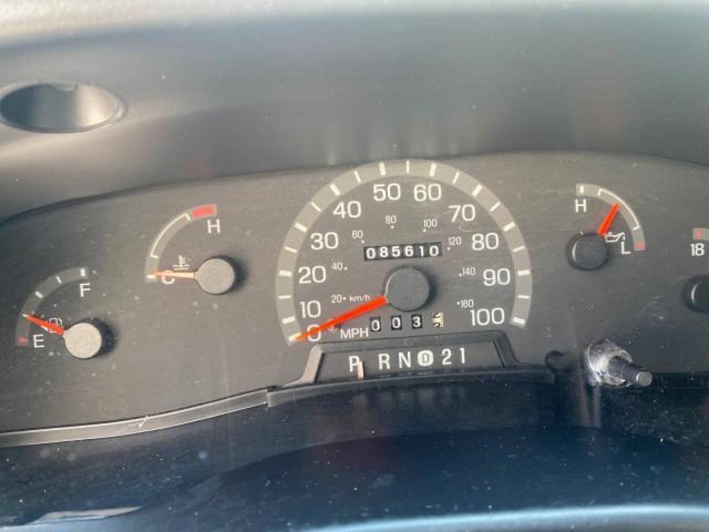 1999 Light Blue /Medium Parchment Ford Econoline Wagon XLT 15 PAS VAN EXT (1FBSS31S6XH) with an 6.8L EFI V10 Engine engine, Automatic transmission, located at 4701 North Dixie Hwy, Pompano Beach, FL, 33064, (954) 422-2889, 26.240938, -80.123474 - OUR WEBPAGE FLORIDACARS1.COM HAS OVER 100 PHOTOS AND FREE CARFAX LINK 1999 1999 FORD E-350 XL XLT SD 15 PASSENGER VIN: 1FBSS31S6XHB80914 VAN 6.8L V10 F SOHC 20V GASOLINE REAR WHEEL DRIVE Top Features Cloth Seats Basic Features ABS Brakes Air Conditioning Cassette Player Power Locks AM/FM Stereo Auto - Photo#18