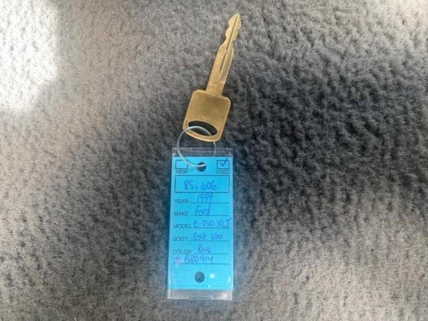 1999 Light Blue /Medium Parchment Ford Econoline Wagon XLT 15 PAS VAN EXT (1FBSS31S6XH) with an 6.8L EFI V10 Engine engine, Automatic transmission, located at 4701 North Dixie Hwy, Pompano Beach, FL, 33064, (954) 422-2889, 26.240938, -80.123474 - OUR WEBPAGE FLORIDACARS1.COM HAS OVER 100 PHOTOS AND FREE CARFAX LINK 1999 1999 FORD E-350 XL XLT SD 15 PASSENGER VIN: 1FBSS31S6XHB80914 VAN 6.8L V10 F SOHC 20V GASOLINE REAR WHEEL DRIVE Top Features Cloth Seats Basic Features ABS Brakes Air Conditioning Cassette Player Power Locks AM/FM Stereo Auto - Photo#23