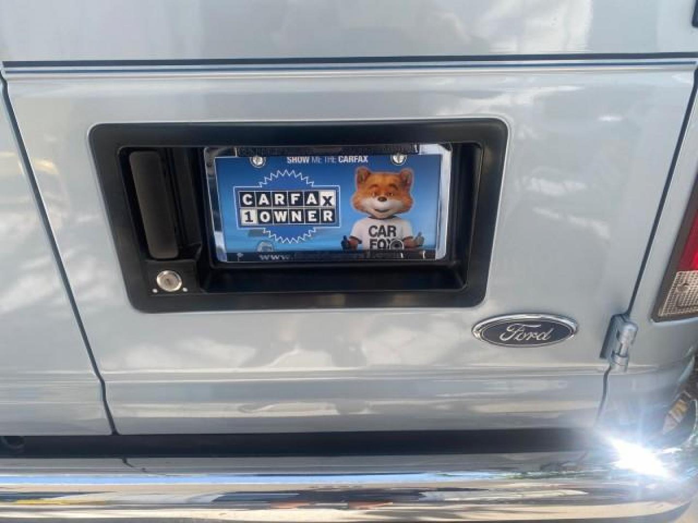 1999 Light Blue /Medium Parchment Ford Econoline Wagon XLT 15 PAS VAN EXT (1FBSS31S6XH) with an 6.8L EFI V10 Engine engine, Automatic transmission, located at 4701 North Dixie Hwy, Pompano Beach, FL, 33064, (954) 422-2889, 26.240938, -80.123474 - OUR WEBPAGE FLORIDACARS1.COM HAS OVER 100 PHOTOS AND FREE CARFAX LINK 1999 1999 FORD E-350 XL XLT SD 15 PASSENGER VIN: 1FBSS31S6XHB80914 VAN 6.8L V10 F SOHC 20V GASOLINE REAR WHEEL DRIVE Top Features Cloth Seats Basic Features ABS Brakes Air Conditioning Cassette Player Power Locks AM/FM Stereo Auto - Photo#72