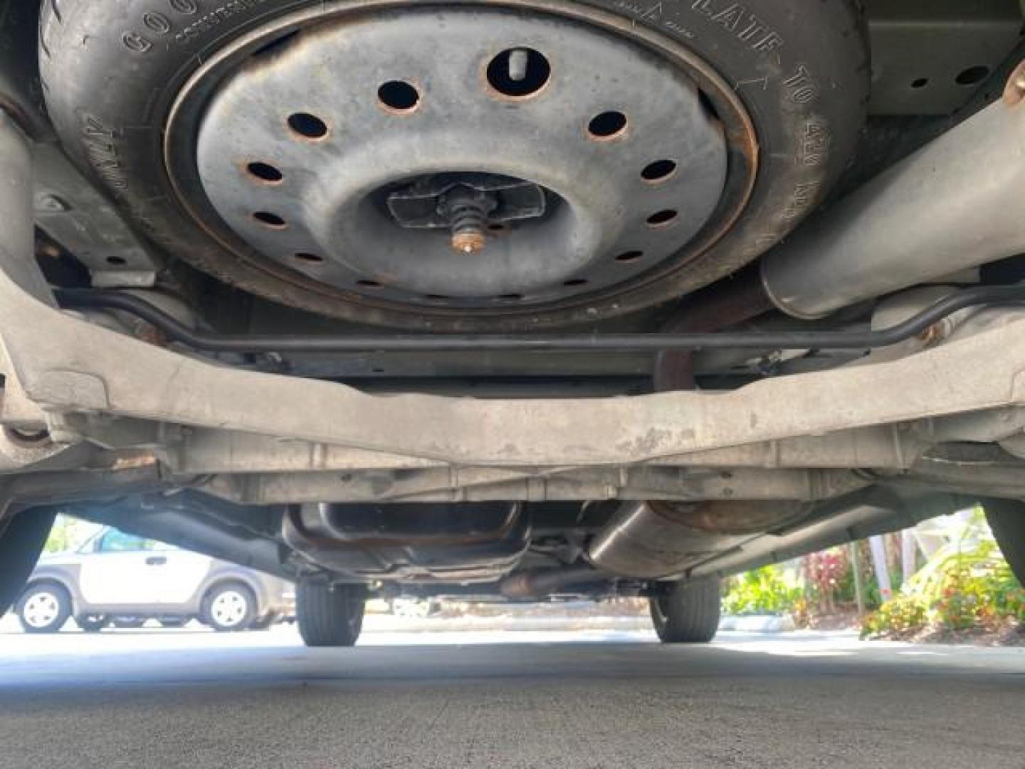 2007 Black Onyx /Gray Buick Rendezvous CXL LOW MILES 33,014 3RD ROW (3G5DA03L47S) with an 3.5L V6 SFI Engine engine, Automatic transmission, located at 4701 North Dixie Hwy, Pompano Beach, FL, 33064, (954) 422-2889, 26.240938, -80.123474 - OUR WEBPAGE FLORIDACARS1.COM HAS OVER 100 PHOTOS AND FREE CARFAX LINK 2007 BUICK RENDEZVOUS CXL NEW $32,314 VIN: 3G5DA03L47S575376 3 G 5 D A 0 3 L 4 7 S 5 7 5 3 7 6 4 DOOR WAGON/SPORT UTILITY 3.5L V6 F 17 INCH CHROME RIMS GASOLINE FRONT WHEEL DRIVE Highlighted Features Heated Seats Leather Seats AM/ - Photo#22