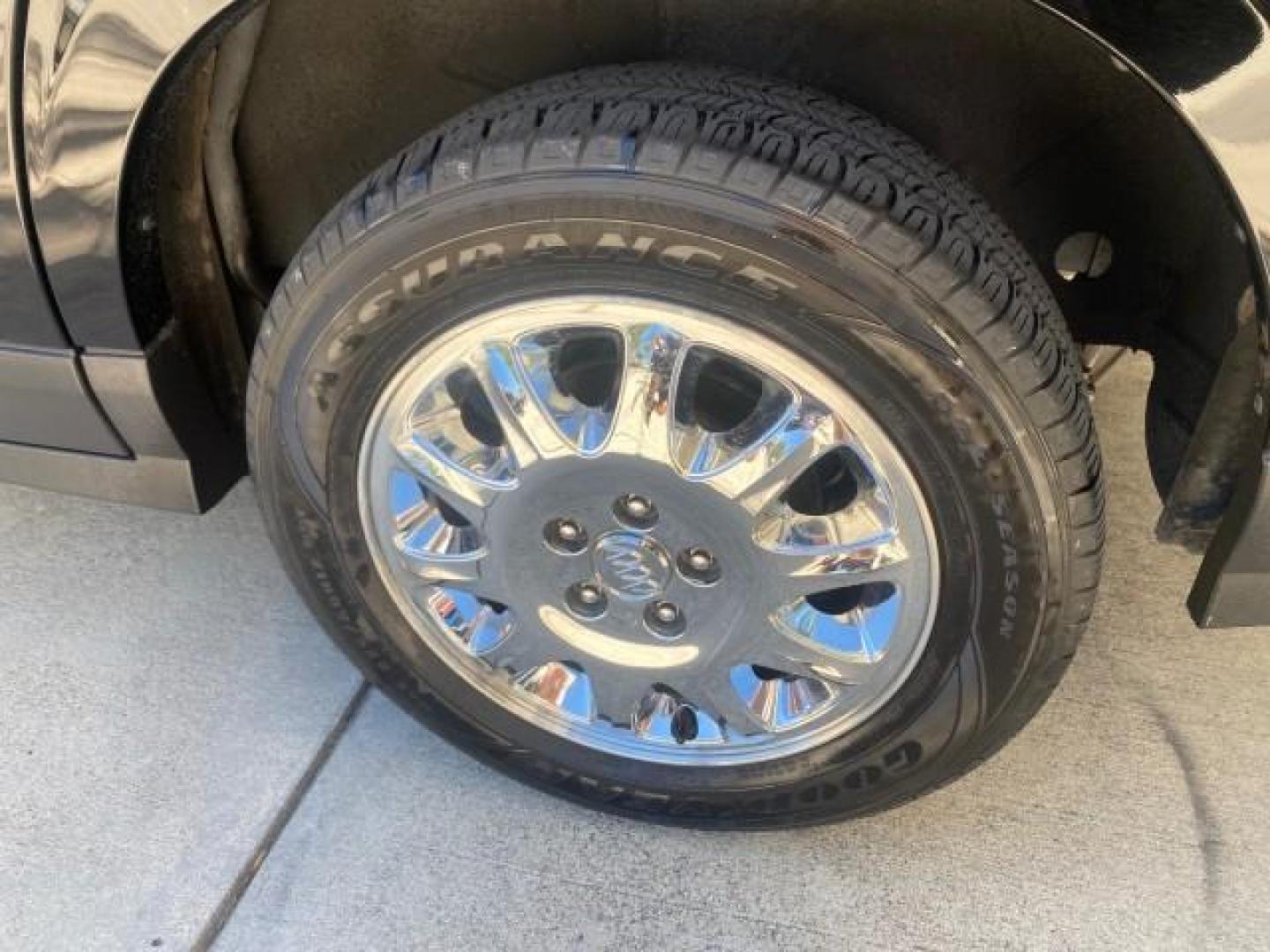 2007 Black Onyx /Gray Buick Rendezvous CXL LOW MILES 33,014 3RD ROW (3G5DA03L47S) with an 3.5L V6 SFI Engine engine, Automatic transmission, located at 4701 North Dixie Hwy, Pompano Beach, FL, 33064, (954) 422-2889, 26.240938, -80.123474 - OUR WEBPAGE FLORIDACARS1.COM HAS OVER 100 PHOTOS AND FREE CARFAX LINK 2007 BUICK RENDEZVOUS CXL NEW $32,314 VIN: 3G5DA03L47S575376 3 G 5 D A 0 3 L 4 7 S 5 7 5 3 7 6 4 DOOR WAGON/SPORT UTILITY 3.5L V6 F 17 INCH CHROME RIMS GASOLINE FRONT WHEEL DRIVE Highlighted Features Heated Seats Leather Seats AM/ - Photo#70