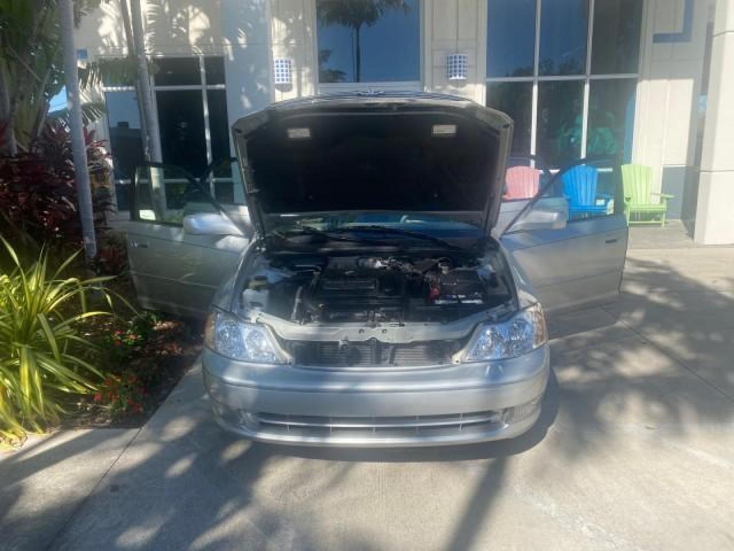 2003 Silver Spruce Metallic /Stone Toyota Avalon XLS 1 FL LOW MILES 32,452 (4T1BF28B03U) with an 3.0L DOHC MPFI 24-Valve V6 Engine engine, Automatic transmission, located at 4701 North Dixie Hwy, Pompano Beach, FL, 33064, (954) 422-2889, 26.240938, -80.123474 - OUR WEBPAGE FLORIDACARS1.COM HAS OVER 100 PHOTOS AND FREE CARFAX LINK 2003 TOYOTA AVALON XLS BUCKET LEATHER SEATS ! VIN: 4T1BF28B03U273831 4 T 1 B F 2 8 B 0 3 U 2 7 3 8 3 1 SEDAN 4 DR 3.0L V6 F DOHC 24V GASOLINE 29 MPG FRONT WHEEL DRIVE TIRES LOOK LIKE NEW ! Top Features Alloy Wheels Luxury Package - Photo#16