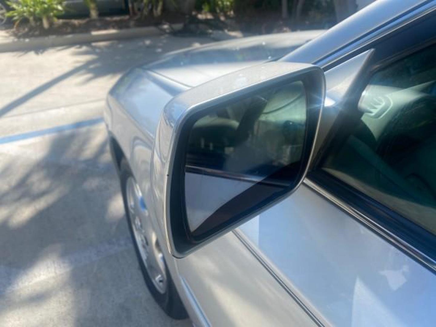 2003 Silver Spruce Metallic /Stone Toyota Avalon XLS 1 FL LOW MILES 32,452 (4T1BF28B03U) with an 3.0L DOHC MPFI 24-Valve V6 Engine engine, Automatic transmission, located at 4701 North Dixie Hwy, Pompano Beach, FL, 33064, (954) 422-2889, 26.240938, -80.123474 - OUR WEBPAGE FLORIDACARS1.COM HAS OVER 100 PHOTOS AND FREE CARFAX LINK 2003 TOYOTA AVALON XLS BUCKET LEATHER SEATS ! VIN: 4T1BF28B03U273831 4 T 1 B F 2 8 B 0 3 U 2 7 3 8 3 1 SEDAN 4 DR 3.0L V6 F DOHC 24V GASOLINE 29 MPG FRONT WHEEL DRIVE TIRES LOOK LIKE NEW ! Top Features Alloy Wheels Luxury Package - Photo#27