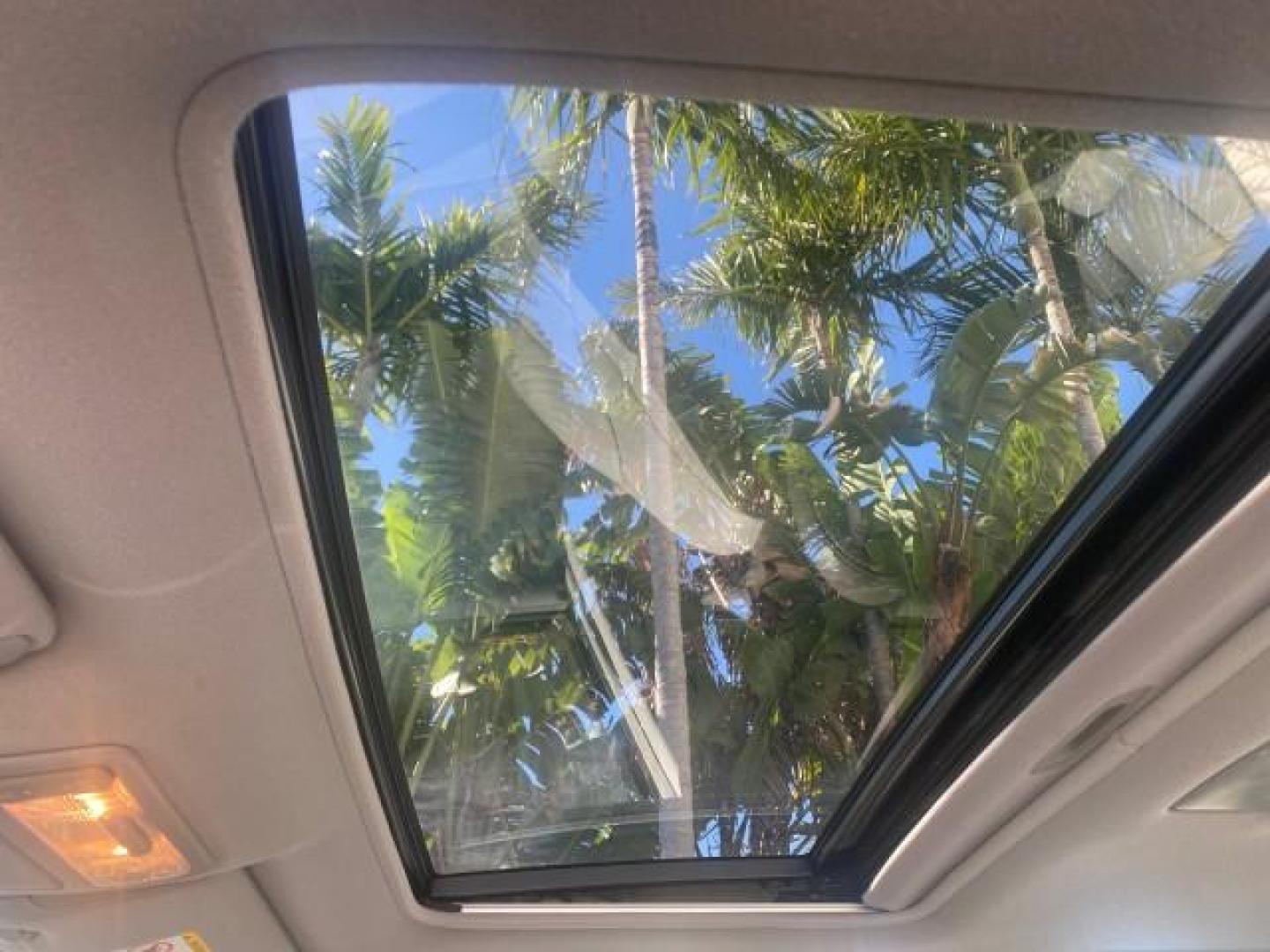 2003 Silver Spruce Metallic /Stone Toyota Avalon XLS 1 FL LOW MILES 32,452 (4T1BF28B03U) with an 3.0L DOHC MPFI 24-Valve V6 Engine engine, Automatic transmission, located at 4701 North Dixie Hwy, Pompano Beach, FL, 33064, (954) 422-2889, 26.240938, -80.123474 - OUR WEBPAGE FLORIDACARS1.COM HAS OVER 100 PHOTOS AND FREE CARFAX LINK 2003 TOYOTA AVALON XLS BUCKET LEATHER SEATS ! VIN: 4T1BF28B03U273831 4 T 1 B F 2 8 B 0 3 U 2 7 3 8 3 1 SEDAN 4 DR 3.0L V6 F DOHC 24V GASOLINE 29 MPG FRONT WHEEL DRIVE TIRES LOOK LIKE NEW ! Top Features Alloy Wheels Luxury Package - Photo#50