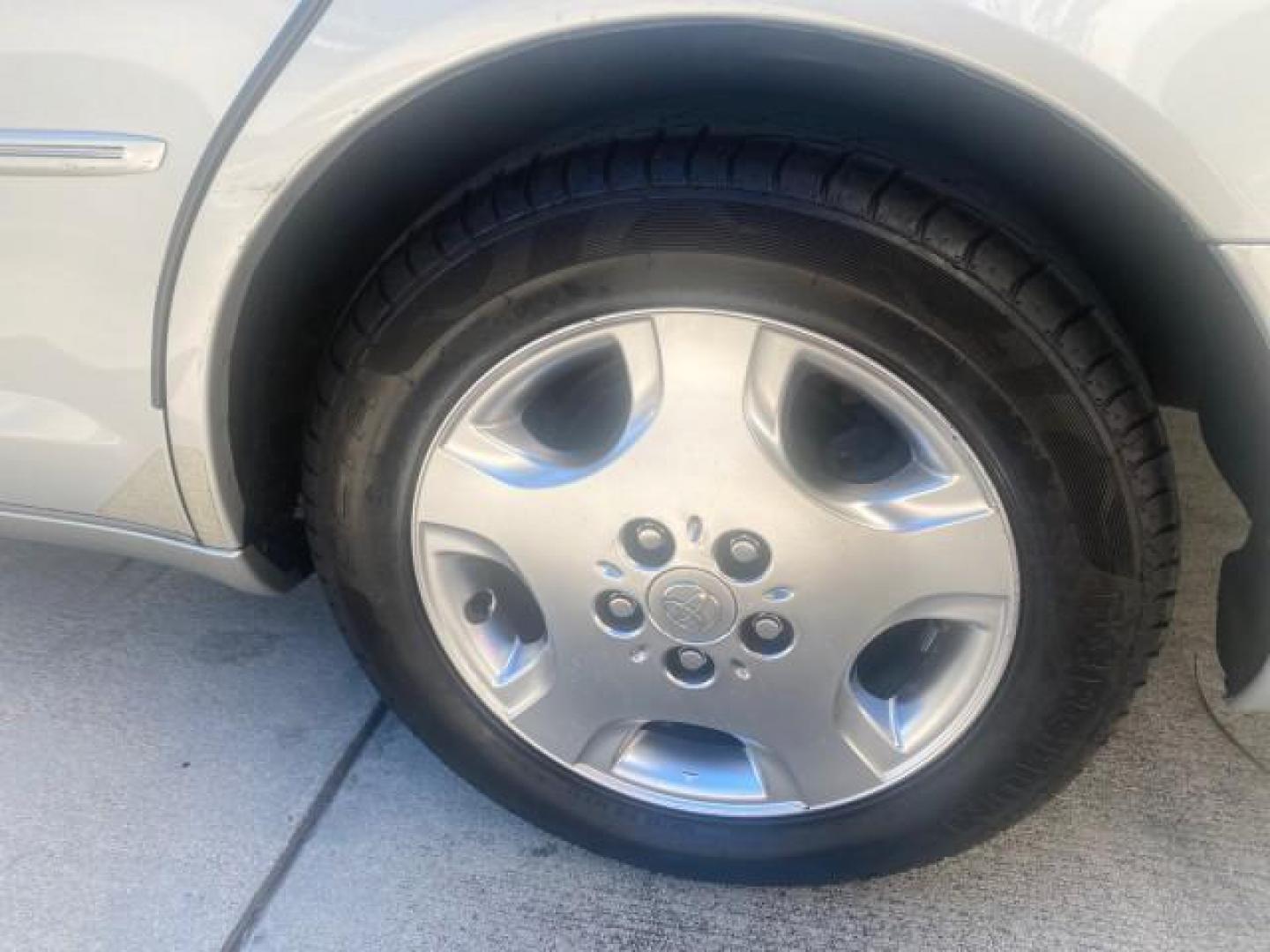 2003 Silver Spruce Metallic /Stone Toyota Avalon XLS 1 FL LOW MILES 32,452 (4T1BF28B03U) with an 3.0L DOHC MPFI 24-Valve V6 Engine engine, Automatic transmission, located at 4701 North Dixie Hwy, Pompano Beach, FL, 33064, (954) 422-2889, 26.240938, -80.123474 - OUR WEBPAGE FLORIDACARS1.COM HAS OVER 100 PHOTOS AND FREE CARFAX LINK 2003 TOYOTA AVALON XLS BUCKET LEATHER SEATS ! VIN: 4T1BF28B03U273831 4 T 1 B F 2 8 B 0 3 U 2 7 3 8 3 1 SEDAN 4 DR 3.0L V6 F DOHC 24V GASOLINE 29 MPG FRONT WHEEL DRIVE TIRES LOOK LIKE NEW ! Top Features Alloy Wheels Luxury Package - Photo#66
