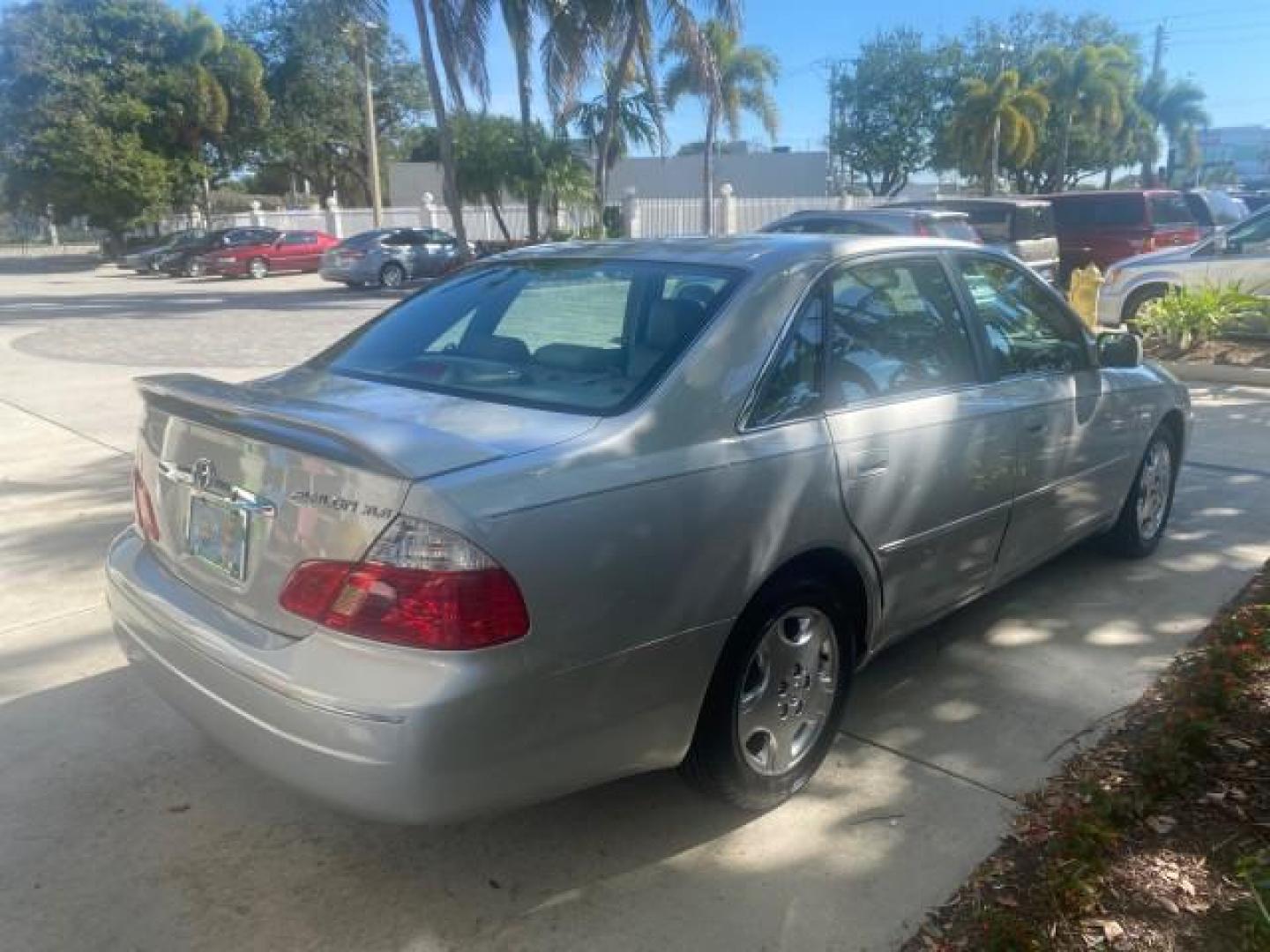 2003 Silver Spruce Metallic /Stone Toyota Avalon XLS 1 FL LOW MILES 32,452 (4T1BF28B03U) with an 3.0L DOHC MPFI 24-Valve V6 Engine engine, Automatic transmission, located at 4701 North Dixie Hwy, Pompano Beach, FL, 33064, (954) 422-2889, 26.240938, -80.123474 - OUR WEBPAGE FLORIDACARS1.COM HAS OVER 100 PHOTOS AND FREE CARFAX LINK 2003 TOYOTA AVALON XLS BUCKET LEATHER SEATS ! VIN: 4T1BF28B03U273831 4 T 1 B F 2 8 B 0 3 U 2 7 3 8 3 1 SEDAN 4 DR 3.0L V6 F DOHC 24V GASOLINE 29 MPG FRONT WHEEL DRIVE TIRES LOOK LIKE NEW ! Top Features Alloy Wheels Luxury Package - Photo#7