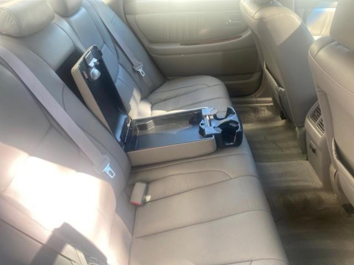 2003 Silver Spruce Metallic /Stone Toyota Avalon XLS 1 FL LOW MILES 32,452 (4T1BF28B03U) with an 3.0L DOHC MPFI 24-Valve V6 Engine engine, Automatic transmission, located at 4701 North Dixie Hwy, Pompano Beach, FL, 33064, (954) 422-2889, 26.240938, -80.123474 - OUR WEBPAGE FLORIDACARS1.COM HAS OVER 100 PHOTOS AND FREE CARFAX LINK 2003 TOYOTA AVALON XLS BUCKET LEATHER SEATS ! VIN: 4T1BF28B03U273831 4 T 1 B F 2 8 B 0 3 U 2 7 3 8 3 1 SEDAN 4 DR 3.0L V6 F DOHC 24V GASOLINE 29 MPG FRONT WHEEL DRIVE TIRES LOOK LIKE NEW ! Top Features Alloy Wheels Luxury Package - Photo#82