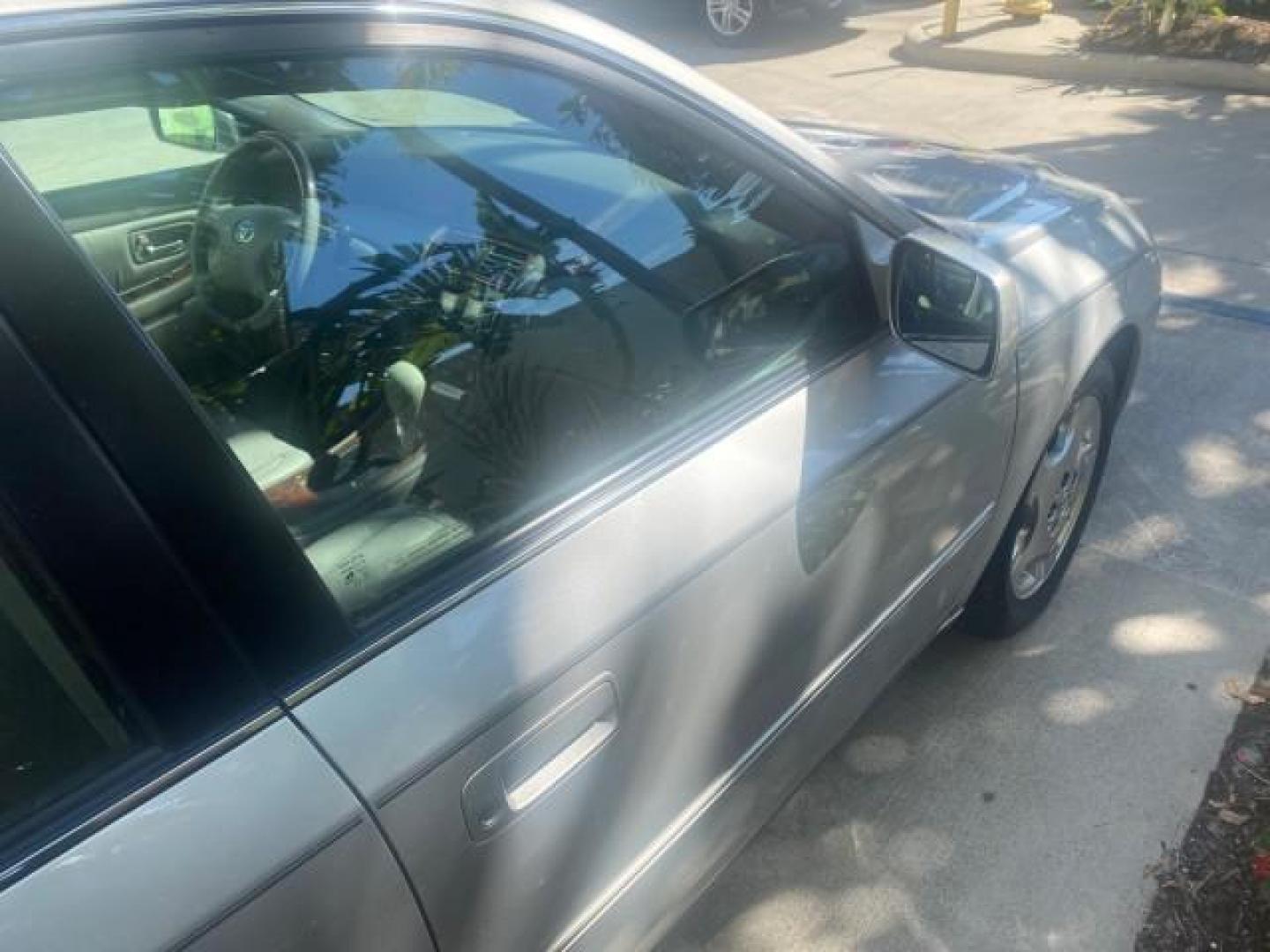 2003 Silver Spruce Metallic /Stone Toyota Avalon XLS 1 FL LOW MILES 32,452 (4T1BF28B03U) with an 3.0L DOHC MPFI 24-Valve V6 Engine engine, Automatic transmission, located at 4701 North Dixie Hwy, Pompano Beach, FL, 33064, (954) 422-2889, 26.240938, -80.123474 - OUR WEBPAGE FLORIDACARS1.COM HAS OVER 100 PHOTOS AND FREE CARFAX LINK 2003 TOYOTA AVALON XLS BUCKET LEATHER SEATS ! VIN: 4T1BF28B03U273831 4 T 1 B F 2 8 B 0 3 U 2 7 3 8 3 1 SEDAN 4 DR 3.0L V6 F DOHC 24V GASOLINE 29 MPG FRONT WHEEL DRIVE TIRES LOOK LIKE NEW ! Top Features Alloy Wheels Luxury Package - Photo#87
