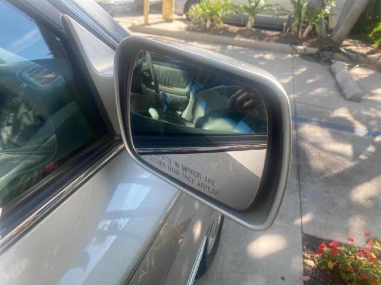 2003 Silver Spruce Metallic /Stone Toyota Avalon XLS 1 FL LOW MILES 32,452 (4T1BF28B03U) with an 3.0L DOHC MPFI 24-Valve V6 Engine engine, Automatic transmission, located at 4701 North Dixie Hwy, Pompano Beach, FL, 33064, (954) 422-2889, 26.240938, -80.123474 - OUR WEBPAGE FLORIDACARS1.COM HAS OVER 100 PHOTOS AND FREE CARFAX LINK 2003 TOYOTA AVALON XLS BUCKET LEATHER SEATS ! VIN: 4T1BF28B03U273831 4 T 1 B F 2 8 B 0 3 U 2 7 3 8 3 1 SEDAN 4 DR 3.0L V6 F DOHC 24V GASOLINE 29 MPG FRONT WHEEL DRIVE TIRES LOOK LIKE NEW ! Top Features Alloy Wheels Luxury Package - Photo#97