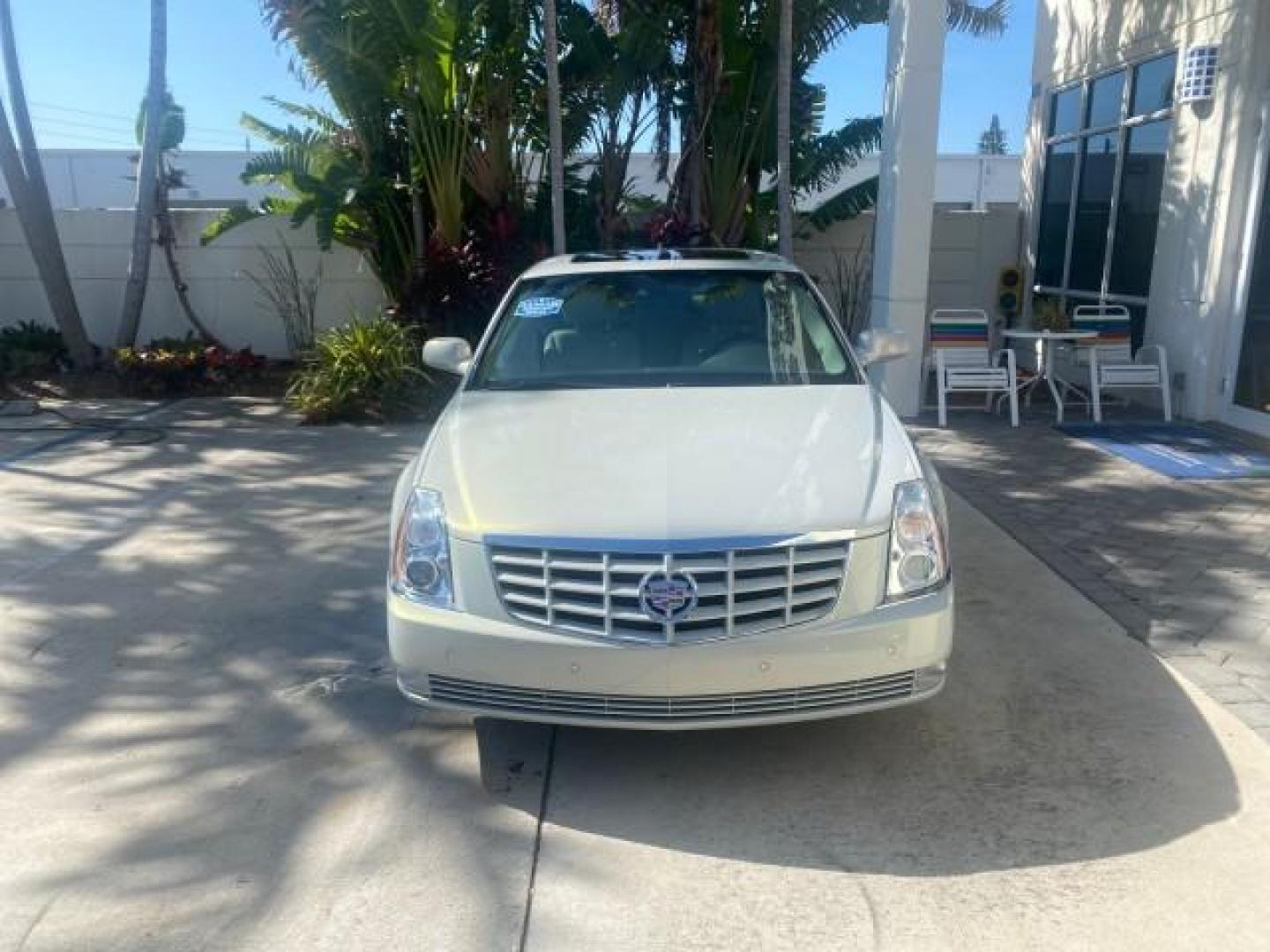 2010 Ocean Pearl Tricoat /Shale/Cocoa Cadillac DTS LOW MILES 39,495 NAV SUNROOF (1G6KH5EY7AU) with an Northstar 4.6L DOHC V8 Engine engine, Automatic transmission, located at 4701 North Dixie Hwy, Pompano Beach, FL, 33064, (954) 422-2889, 26.240938, -80.123474 - OUR WEBPAGE FLORIDACARS1.COM HAS OVER 100 PHOTOS AND FREE CARFAX LINK 2010 CADILLAC DTS PREMIUM COLLECTION $ 56,425 NEW VIN: 1G6KH5EY7AU102292 1 G 6 K H 5 E Y 7 A U 1 0 2 2 9 2 SEDAN 4 DR 4.6L V8 F DOHC 32V GASOLINE FRONT WHEEL DRIVE Top Features A/C Seat(s) Navigation System Alloy Wheels Parking Se - Photo#2