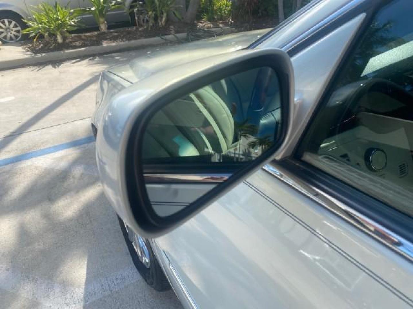 2010 Ocean Pearl Tricoat /Shale/Cocoa Cadillac DTS LOW MILES 39,495 NAV SUNROOF (1G6KH5EY7AU) with an Northstar 4.6L DOHC V8 Engine engine, Automatic transmission, located at 4701 North Dixie Hwy, Pompano Beach, FL, 33064, (954) 422-2889, 26.240938, -80.123474 - OUR WEBPAGE FLORIDACARS1.COM HAS OVER 100 PHOTOS AND FREE CARFAX LINK 2010 CADILLAC DTS PREMIUM COLLECTION $ 56,425 NEW VIN: 1G6KH5EY7AU102292 1 G 6 K H 5 E Y 7 A U 1 0 2 2 9 2 SEDAN 4 DR 4.6L V8 F DOHC 32V GASOLINE FRONT WHEEL DRIVE Top Features A/C Seat(s) Navigation System Alloy Wheels Parking Se - Photo#58