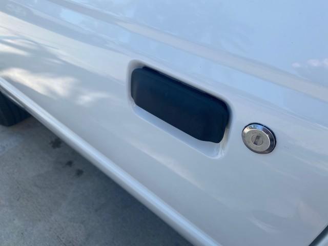 2010 Oxford White /Medium Dark Flint Ford Ranger XL 1 OWNER AC LOW MILES 84,277 (1FTKR1ED3AP) with an 2.3L DOHC 16-Valve I4 Engine engine, Automatic transmission, located at 4701 North Dixie Hwy, Pompano Beach, FL, 33064, (954) 422-2889, 26.240938, -80.123474 - OUR WEBPAGE FLORIDACARS1.COM HAS OVER 100 PHOTOS AND FREE CARFAX LINK 2010 FORD RANGER XL VIN: 1FTKR1ED3APA10031 1 F T K R 1 E D 3 A P A 1 0 0 3 1 CLUB CAB PICKUP 2.3L I4 F DOHC 16V GASOLINE REAR WHEEL DRIVE Top Features Bed Liner Tow Hitch Cloth Seats Basic Features ABS Brakes Air Conditioning Side - Photo#26