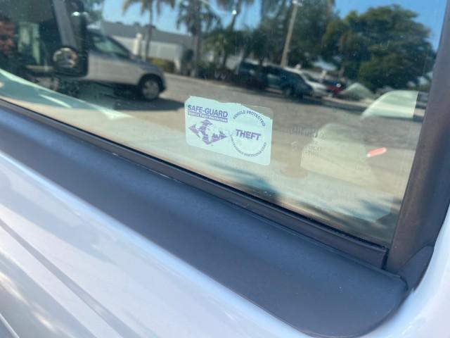 2010 Oxford White /Medium Dark Flint Ford Ranger XL 1 OWNER AC LOW MILES 84,277 (1FTKR1ED3AP) with an 2.3L DOHC 16-Valve I4 Engine engine, Automatic transmission, located at 4701 North Dixie Hwy, Pompano Beach, FL, 33064, (954) 422-2889, 26.240938, -80.123474 - OUR WEBPAGE FLORIDACARS1.COM HAS OVER 100 PHOTOS AND FREE CARFAX LINK 2010 FORD RANGER XL VIN: 1FTKR1ED3APA10031 1 F T K R 1 E D 3 A P A 1 0 0 3 1 CLUB CAB PICKUP 2.3L I4 F DOHC 16V GASOLINE REAR WHEEL DRIVE Top Features Bed Liner Tow Hitch Cloth Seats Basic Features ABS Brakes Air Conditioning Side - Photo#29