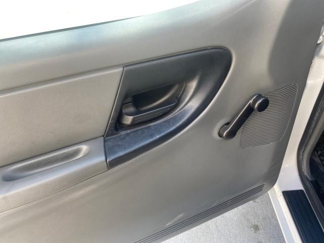 2010 Oxford White /Medium Dark Flint Ford Ranger XL 1 OWNER AC LOW MILES 84,277 (1FTKR1ED3AP) with an 2.3L DOHC 16-Valve I4 Engine engine, Automatic transmission, located at 4701 North Dixie Hwy, Pompano Beach, FL, 33064, (954) 422-2889, 26.240938, -80.123474 - OUR WEBPAGE FLORIDACARS1.COM HAS OVER 100 PHOTOS AND FREE CARFAX LINK 2010 FORD RANGER XL VIN: 1FTKR1ED3APA10031 1 F T K R 1 E D 3 A P A 1 0 0 3 1 CLUB CAB PICKUP 2.3L I4 F DOHC 16V GASOLINE REAR WHEEL DRIVE Top Features Bed Liner Tow Hitch Cloth Seats Basic Features ABS Brakes Air Conditioning Side - Photo#30