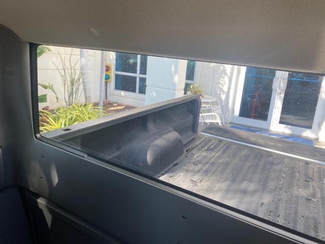 2010 Oxford White /Medium Dark Flint Ford Ranger XL 1 OWNER AC LOW MILES 84,277 (1FTKR1ED3AP) with an 2.3L DOHC 16-Valve I4 Engine engine, Automatic transmission, located at 4701 North Dixie Hwy, Pompano Beach, FL, 33064, (954) 422-2889, 26.240938, -80.123474 - OUR WEBPAGE FLORIDACARS1.COM HAS OVER 100 PHOTOS AND FREE CARFAX LINK 2010 FORD RANGER XL VIN: 1FTKR1ED3APA10031 1 F T K R 1 E D 3 A P A 1 0 0 3 1 CLUB CAB PICKUP 2.3L I4 F DOHC 16V GASOLINE REAR WHEEL DRIVE Top Features Bed Liner Tow Hitch Cloth Seats Basic Features ABS Brakes Air Conditioning Side - Photo#55