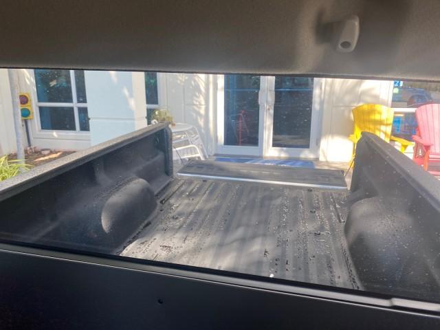 2010 Oxford White /Medium Dark Flint Ford Ranger XL 1 OWNER AC LOW MILES 84,277 (1FTKR1ED3AP) with an 2.3L DOHC 16-Valve I4 Engine engine, Automatic transmission, located at 4701 North Dixie Hwy, Pompano Beach, FL, 33064, (954) 422-2889, 26.240938, -80.123474 - OUR WEBPAGE FLORIDACARS1.COM HAS OVER 100 PHOTOS AND FREE CARFAX LINK 2010 FORD RANGER XL VIN: 1FTKR1ED3APA10031 1 F T K R 1 E D 3 A P A 1 0 0 3 1 CLUB CAB PICKUP 2.3L I4 F DOHC 16V GASOLINE REAR WHEEL DRIVE Top Features Bed Liner Tow Hitch Cloth Seats Basic Features ABS Brakes Air Conditioning Side - Photo#56