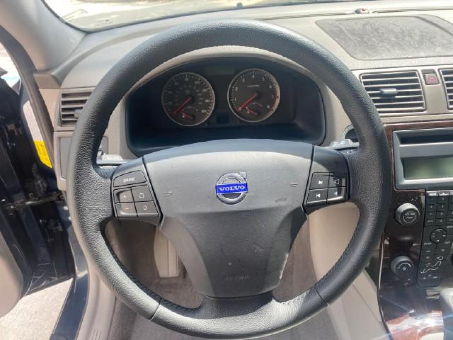 2007 Barents Blue Metallic /Quartz Beige Volvo V50 LOW MILES 30,345 SUNROOF 2.4LSW (YV1MW382372) with an 2.4L DOHC 20-Valve I5 Engine engine, Automatic transmission, located at 4701 North Dixie Hwy, Pompano Beach, FL, 33064, (954) 422-2889, 26.240938, -80.123474 - OUR WEBPAGE FLORIDACARS1.COM HAS OVER 100 PHOTOS AND FREE CARFAX LINK 2007 VOLVO V50 2.4I VIN: YV1MW382372278472 Y V 1 M W 3 8 2 3 7 2 2 7 8 4 7 2 WAGON 4 DR 2.4L I5 F DOHC 20V 31 MPG GASOLINE FRONT WHEEL DRIVE Top Features Alloy Wheels Leather Seats Sunroof(s) Basic Features ABS Brakes CD Audio Pow - Photo#35