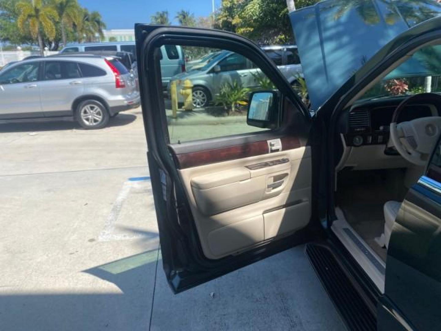 2003 Aspen Green Metallic /Light Parchment Lincoln Aviator Premium SUNROOF LEATHER NAV (5LMEU68H43Z) with an 4.6L DOHC 32-Valve V8 Engine engine, Automatic transmission, located at 4701 North Dixie Hwy, Pompano Beach, FL, 33064, (954) 422-2889, 26.240938, -80.123474 - OUR WEBPAGE FLORIDACARS1.COM HAS OVER 100 PHOTOS AND FREE CARFAX LINK 2003 LINCOLN AVIATOR PREMIUM NAV VIN: 5LMEU68H43ZJ52878 5 L M E U 6 8 H 4 3 Z J 5 2 8 7 8 4 DOOR WAGON/SPORT UTILITY 4.6L V8 F DOHC GASOLINE REAR WHEEL DRIVE Top Features Alloy Wheels Rear View Camera Fold-Away Third Row Running B - Photo#9