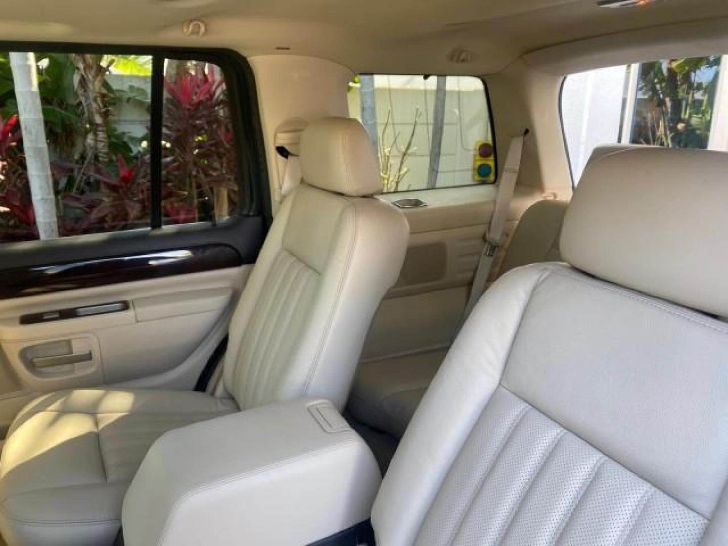 2003 Aspen Green Metallic /Light Parchment Lincoln Aviator Premium SUNROOF LEATHER NAV (5LMEU68H43Z) with an 4.6L DOHC 32-Valve V8 Engine engine, Automatic transmission, located at 4701 North Dixie Hwy, Pompano Beach, FL, 33064, (954) 422-2889, 26.240938, -80.123474 - OUR WEBPAGE FLORIDACARS1.COM HAS OVER 100 PHOTOS AND FREE CARFAX LINK 2003 LINCOLN AVIATOR PREMIUM NAV VIN: 5LMEU68H43ZJ52878 5 L M E U 6 8 H 4 3 Z J 5 2 8 7 8 4 DOOR WAGON/SPORT UTILITY 4.6L V8 F DOHC GASOLINE REAR WHEEL DRIVE Top Features Alloy Wheels Rear View Camera Fold-Away Third Row Running B - Photo#63