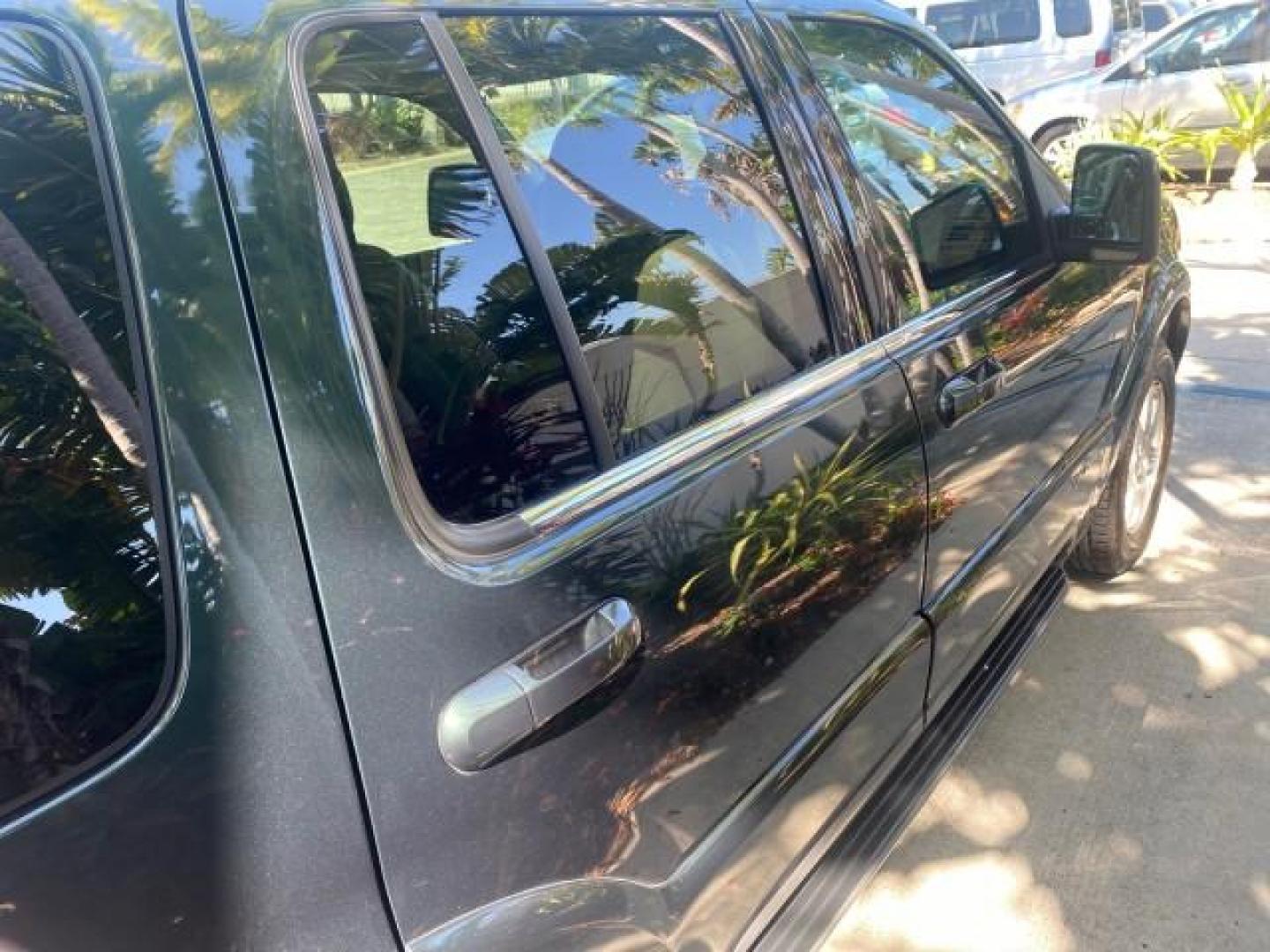 2003 Aspen Green Metallic /Light Parchment Lincoln Aviator Premium SUNROOF LEATHER NAV (5LMEU68H43Z) with an 4.6L DOHC 32-Valve V8 Engine engine, Automatic transmission, located at 4701 North Dixie Hwy, Pompano Beach, FL, 33064, (954) 422-2889, 26.240938, -80.123474 - OUR WEBPAGE FLORIDACARS1.COM HAS OVER 100 PHOTOS AND FREE CARFAX LINK 2003 LINCOLN AVIATOR PREMIUM NAV VIN: 5LMEU68H43ZJ52878 5 L M E U 6 8 H 4 3 Z J 5 2 8 7 8 4 DOOR WAGON/SPORT UTILITY 4.6L V8 F DOHC GASOLINE REAR WHEEL DRIVE Top Features Alloy Wheels Rear View Camera Fold-Away Third Row Running B - Photo#86