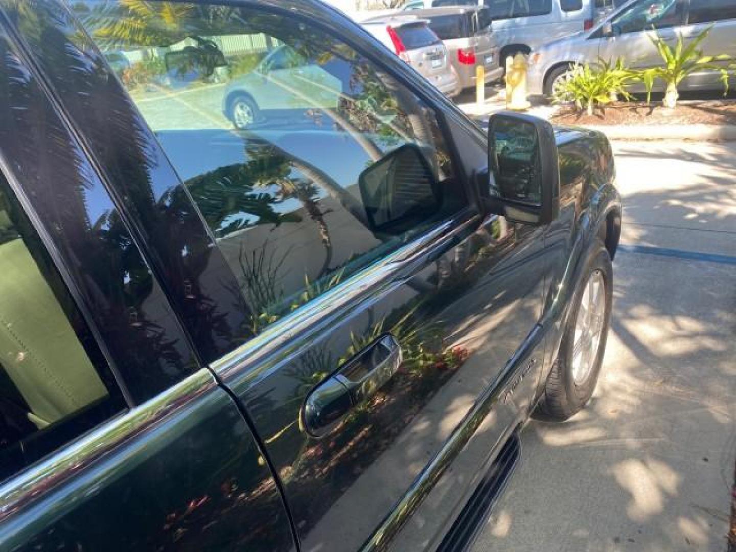 2003 Aspen Green Metallic /Light Parchment Lincoln Aviator Premium SUNROOF LEATHER NAV (5LMEU68H43Z) with an 4.6L DOHC 32-Valve V8 Engine engine, Automatic transmission, located at 4701 North Dixie Hwy, Pompano Beach, FL, 33064, (954) 422-2889, 26.240938, -80.123474 - OUR WEBPAGE FLORIDACARS1.COM HAS OVER 100 PHOTOS AND FREE CARFAX LINK 2003 LINCOLN AVIATOR PREMIUM NAV VIN: 5LMEU68H43ZJ52878 5 L M E U 6 8 H 4 3 Z J 5 2 8 7 8 4 DOOR WAGON/SPORT UTILITY 4.6L V8 F DOHC GASOLINE REAR WHEEL DRIVE Top Features Alloy Wheels Rear View Camera Fold-Away Third Row Running B - Photo#95