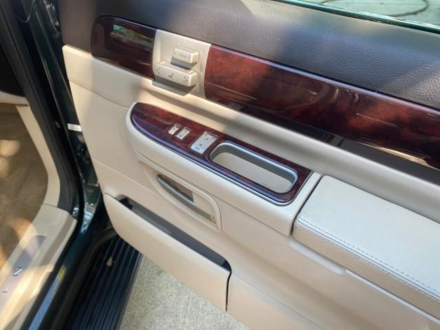 2003 Aspen Green Metallic /Light Parchment Lincoln Aviator Premium SUNROOF LEATHER NAV (5LMEU68H43Z) with an 4.6L DOHC 32-Valve V8 Engine engine, Automatic transmission, located at 4701 North Dixie Hwy, Pompano Beach, FL, 33064, (954) 422-2889, 26.240938, -80.123474 - OUR WEBPAGE FLORIDACARS1.COM HAS OVER 100 PHOTOS AND FREE CARFAX LINK 2003 LINCOLN AVIATOR PREMIUM NAV VIN: 5LMEU68H43ZJ52878 5 L M E U 6 8 H 4 3 Z J 5 2 8 7 8 4 DOOR WAGON/SPORT UTILITY 4.6L V8 F DOHC GASOLINE REAR WHEEL DRIVE Top Features Alloy Wheels Rear View Camera Fold-Away Third Row Running B - Photo#97