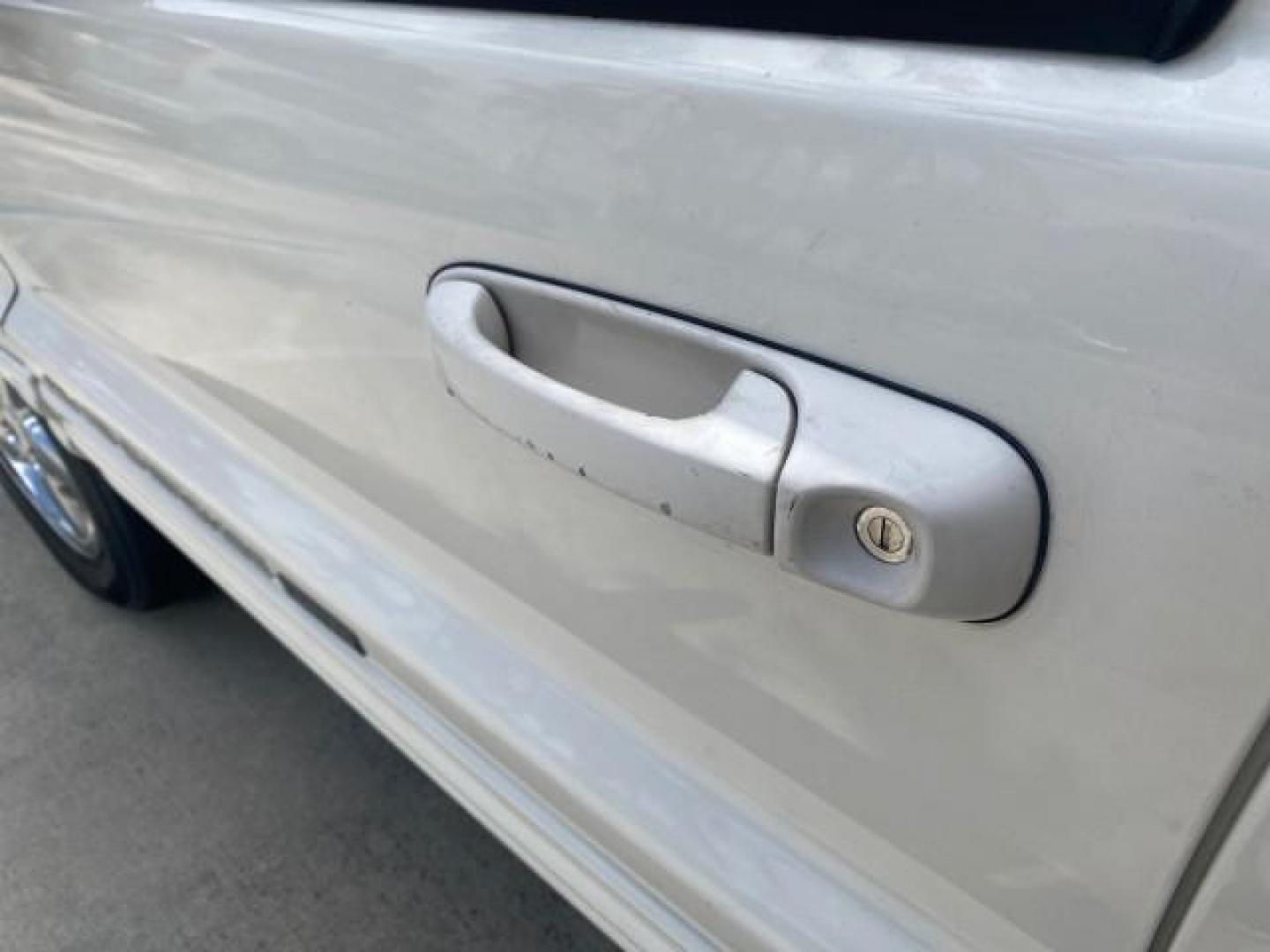 2004 Stone White /Sandstone Jeep Grand Cherokee Limited 4WD SUNROOF (1J8GW58N14C) with an 4.7L 8-Cyl Engine engine, Automatic transmission, located at 4701 North Dixie Hwy, Pompano Beach, FL, 33064, (954) 422-2889, 26.240938, -80.123474 - OUR WEBPAGE FLORIDACARS1.COM HAS OVER 100 PHOTOS AND FREE CARFAX LINK 2004 JEEP GRAND CHEROKEE LIMITED A TRUE CLASSIC WONT LAST IN STOCK VIN: 1J8GW58N14C199129 1 J 8 G W 5 8 N 1 4 C 1 9 9 1 2 9 4 DOOR WAGON/SPORT UTILITY 4.7L V8 F SOHC TOW PKG AND FRONT TOW HITCH WITH PLUG GASOLINE REAR WHEEL DRIVE - Photo#27