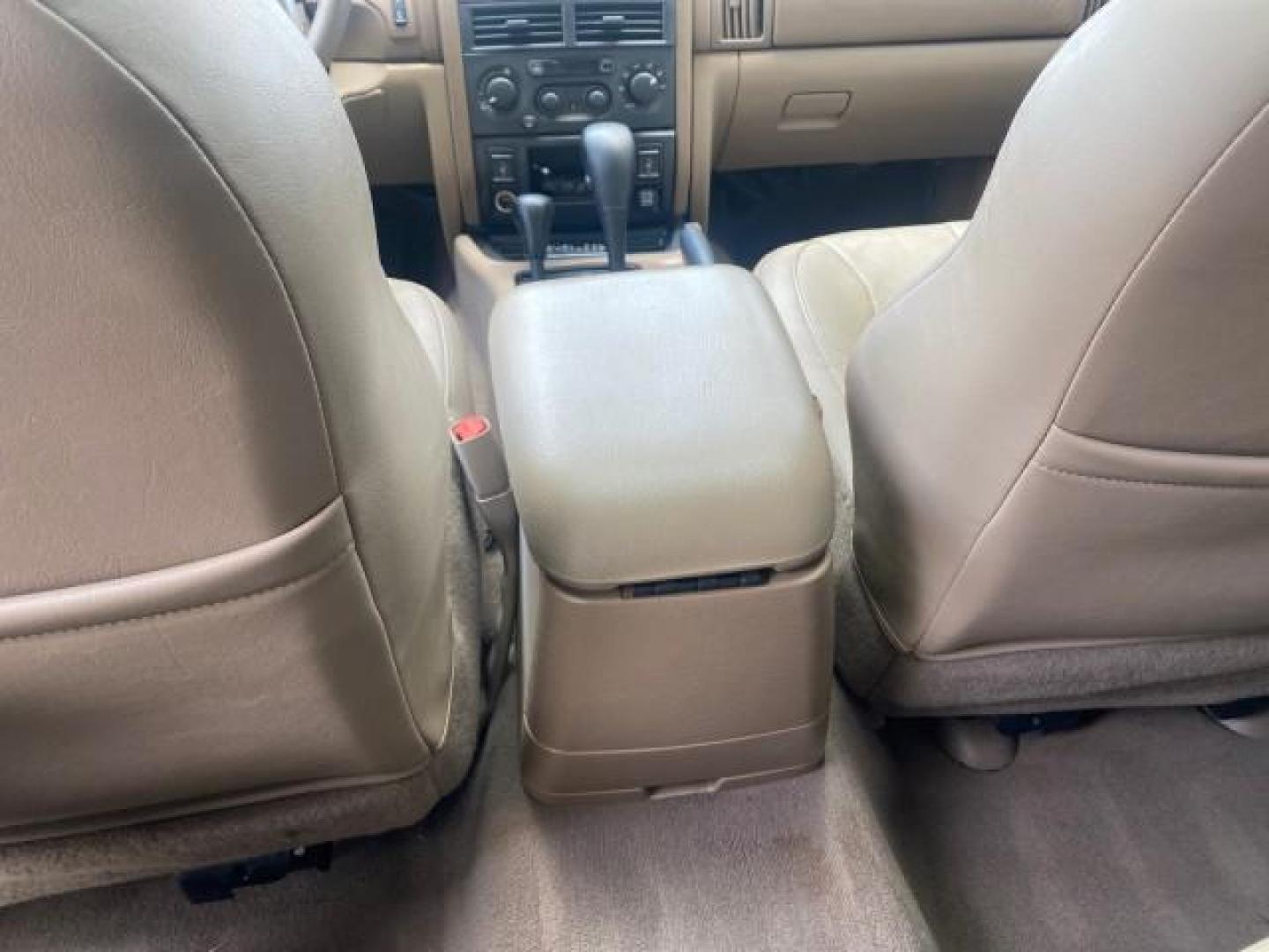 2004 Stone White /Sandstone Jeep Grand Cherokee Limited 4WD SUNROOF (1J8GW58N14C) with an 4.7L 8-Cyl Engine engine, Automatic transmission, located at 4701 North Dixie Hwy, Pompano Beach, FL, 33064, (954) 422-2889, 26.240938, -80.123474 - OUR WEBPAGE FLORIDACARS1.COM HAS OVER 100 PHOTOS AND FREE CARFAX LINK 2004 JEEP GRAND CHEROKEE LIMITED A TRUE CLASSIC WONT LAST IN STOCK VIN: 1J8GW58N14C199129 1 J 8 G W 5 8 N 1 4 C 1 9 9 1 2 9 4 DOOR WAGON/SPORT UTILITY 4.7L V8 F SOHC TOW PKG AND FRONT TOW HITCH WITH PLUG GASOLINE REAR WHEEL DRIVE - Photo#67