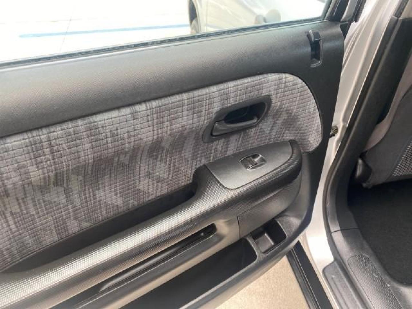 2004 Satin Silver Metallic /Black Honda CR-V LX FLORIDA 22 SERVICES (SHSRD68494U) with an 2.4L DOHC PGM-FI 16-Valve i-VTEC I4 Engine engine, Automatic transmission, located at 4701 North Dixie Hwy, Pompano Beach, FL, 33064, (954) 422-2889, 26.240938, -80.123474 - OUR WEBPAGE FLORIDACARS1.COM HAS OVER 100 PHOTOS AND FREE CARFAX LINK 2004 HONDA CR-V LX VIN: SHSRD68494U204432 S H S R D 6 8 4 9 4 U 2 0 4 4 3 2 4 DOOR WAGON/SPORT UTILITY 2.4L I4 F SOHC GASOLINE 29 MPG FRONT WHEEL DRIVE Top Features Leatherette and Cloth Basic Features AM/FM Stereo CD Audio Powe - Photo#56