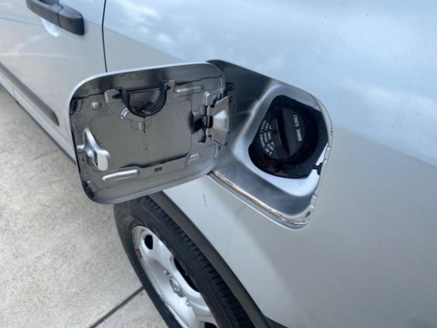 2004 Satin Silver Metallic /Black Honda CR-V LX FLORIDA 22 SERVICES (SHSRD68494U) with an 2.4L DOHC PGM-FI 16-Valve i-VTEC I4 Engine engine, Automatic transmission, located at 4701 North Dixie Hwy, Pompano Beach, FL, 33064, (954) 422-2889, 26.240938, -80.123474 - OUR WEBPAGE FLORIDACARS1.COM HAS OVER 100 PHOTOS AND FREE CARFAX LINK 2004 HONDA CR-V LX VIN: SHSRD68494U204432 S H S R D 6 8 4 9 4 U 2 0 4 4 3 2 4 DOOR WAGON/SPORT UTILITY 2.4L I4 F SOHC GASOLINE 29 MPG FRONT WHEEL DRIVE Top Features Leatherette and Cloth Basic Features AM/FM Stereo CD Audio Powe - Photo#65