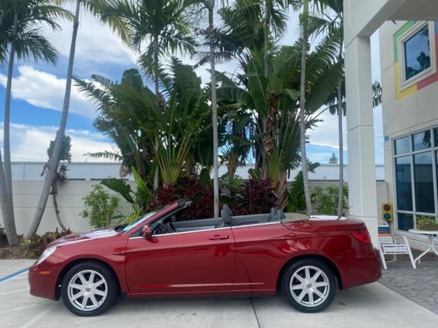 2008 Inferno Red Crystal /Dark/Light Slate Gray Chrysler Sebring FLORIDA 41 SERVICES CONVERTIBLE (1C3LC55R48N) with an 2.7L V6 Cylinder Engine engine, Automatic transmission, located at 4701 North Dixie Hwy, Pompano Beach, FL, 33064, (954) 422-2889, 26.240938, -80.123474 - OUR WEBPAGE FLORIDACARS1.COM HAS OVER 100 PHOTOS AND FREE CARFAX LINK 2008 CHRYSLER SEBRING TOURING VIN: 1C3LC55R48N657900 1 C 3 L C 5 5 R 4 8 N 6 5 7 9 0 0 CONVERTIBLE 2.7L V6 F DOHC 24V GASOLINE FRONT WHEEL DRIVE Top Features Alloy Wheels Satellite Radio Ready 2 Tone Leather Seats Soft Top Front S - Photo#4