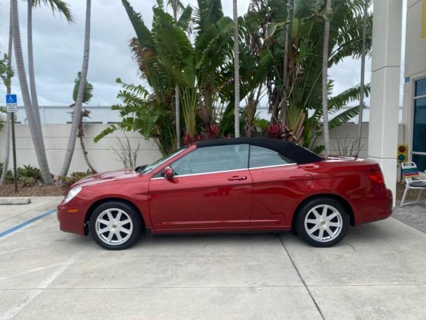 2008 Inferno Red Crystal /Dark/Light Slate Gray Chrysler Sebring FLORIDA 41 SERVICES CONVERTIBLE (1C3LC55R48N) with an 2.7L V6 Cylinder Engine engine, Automatic transmission, located at 4701 North Dixie Hwy, Pompano Beach, FL, 33064, (954) 422-2889, 26.240938, -80.123474 - OUR WEBPAGE FLORIDACARS1.COM HAS OVER 100 PHOTOS AND FREE CARFAX LINK 2008 CHRYSLER SEBRING TOURING VIN: 1C3LC55R48N657900 1 C 3 L C 5 5 R 4 8 N 6 5 7 9 0 0 CONVERTIBLE 2.7L V6 F DOHC 24V GASOLINE FRONT WHEEL DRIVE Top Features Alloy Wheels Satellite Radio Ready 2 Tone Leather Seats Soft Top Front S - Photo#4