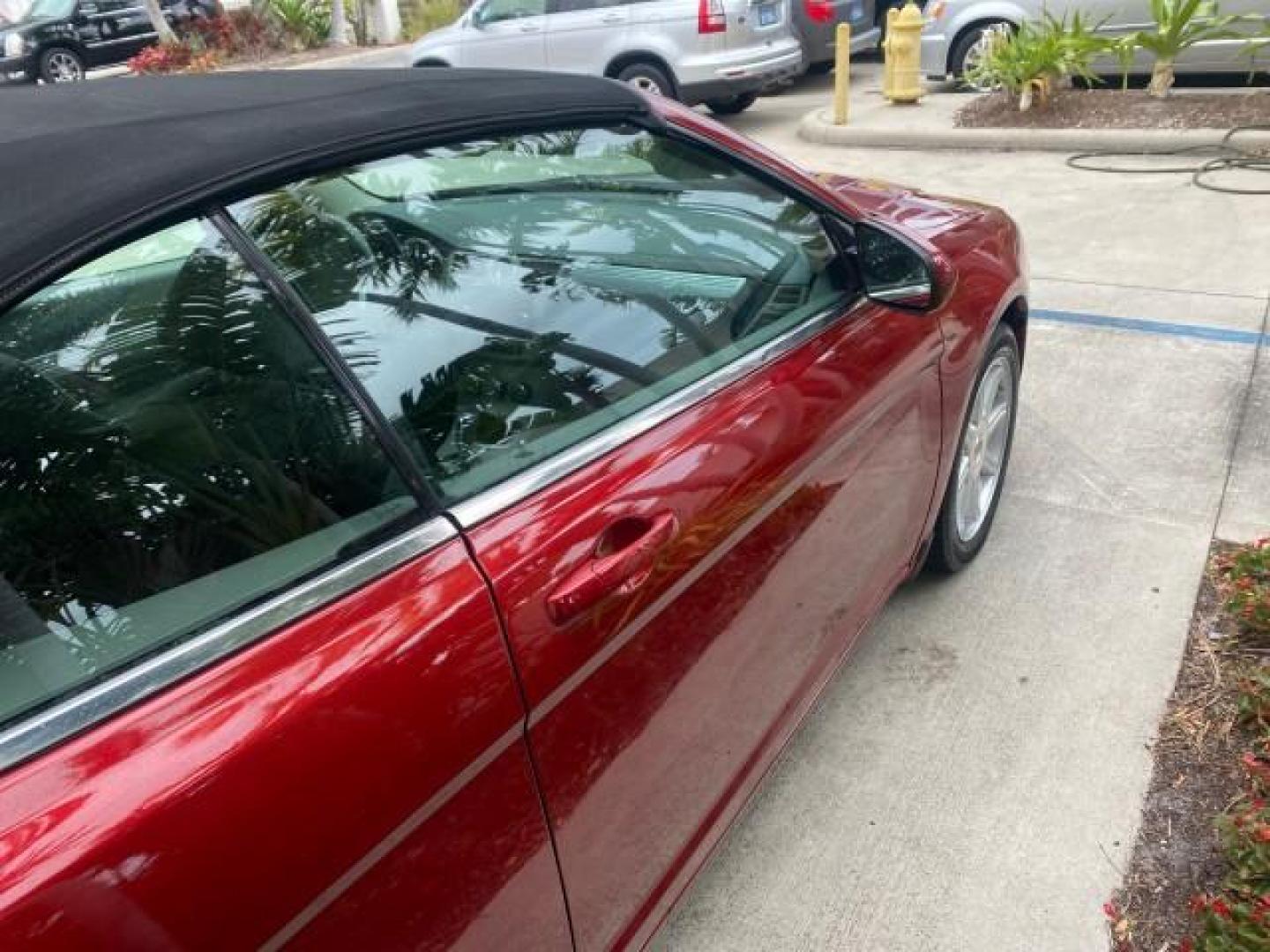 2008 Inferno Red Crystal /Dark/Light Slate Gray Chrysler Sebring FLORIDA 41 SERVICES CONVERTIBLE (1C3LC55R48N) with an 2.7L V6 Cylinder Engine engine, Automatic transmission, located at 4701 North Dixie Hwy, Pompano Beach, FL, 33064, (954) 422-2889, 26.240938, -80.123474 - OUR WEBPAGE FLORIDACARS1.COM HAS OVER 100 PHOTOS AND FREE CARFAX LINK 2008 CHRYSLER SEBRING TOURING VIN: 1C3LC55R48N657900 1 C 3 L C 5 5 R 4 8 N 6 5 7 9 0 0 CONVERTIBLE 2.7L V6 F DOHC 24V GASOLINE FRONT WHEEL DRIVE Top Features Alloy Wheels Satellite Radio Ready 2 Tone Leather Seats Soft Top Front S - Photo#81