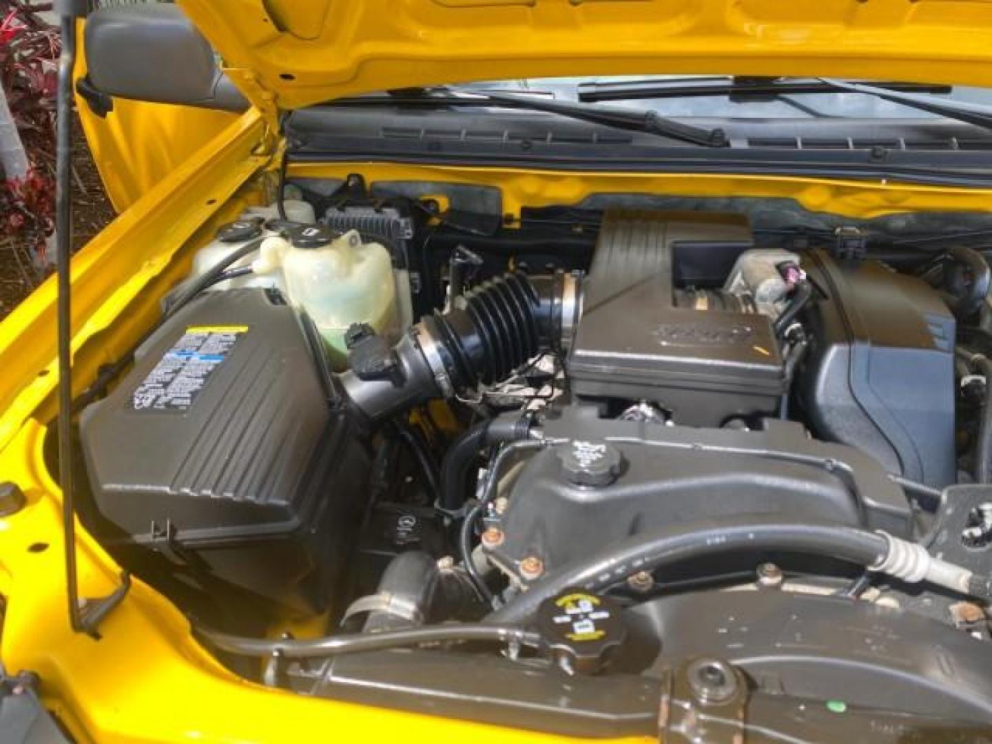 2006 Yellow /Light Cashmere Chevrolet Colorado LT FLORIDA LOW MILES 76.163 (1GCDS136768) with an 3.5L DOHC 5-Cyl MFI Engine engine, Automatic transmission, located at 4701 North Dixie Hwy, Pompano Beach, FL, 33064, (954) 422-2889, 26.240938, -80.123474 - OUR WEBPAGE FLORIDACARS1.COM HAS OVER 100 PHOTOS AND FREE CARFAX LINK 2006 CHEVROLET COLORADO LT Z71 VIN: 1GCDS136768220473 1 G C D S 1 3 6 7 6 8 2 2 0 4 7 3 CREW PICKUP 3.5L I5 F GASOLINE REAR WHEEL DRIVE Top Features Alloy Wheels Comfort Package Cloth Seats Convenience Package Basic Features ABS B - Photo#24