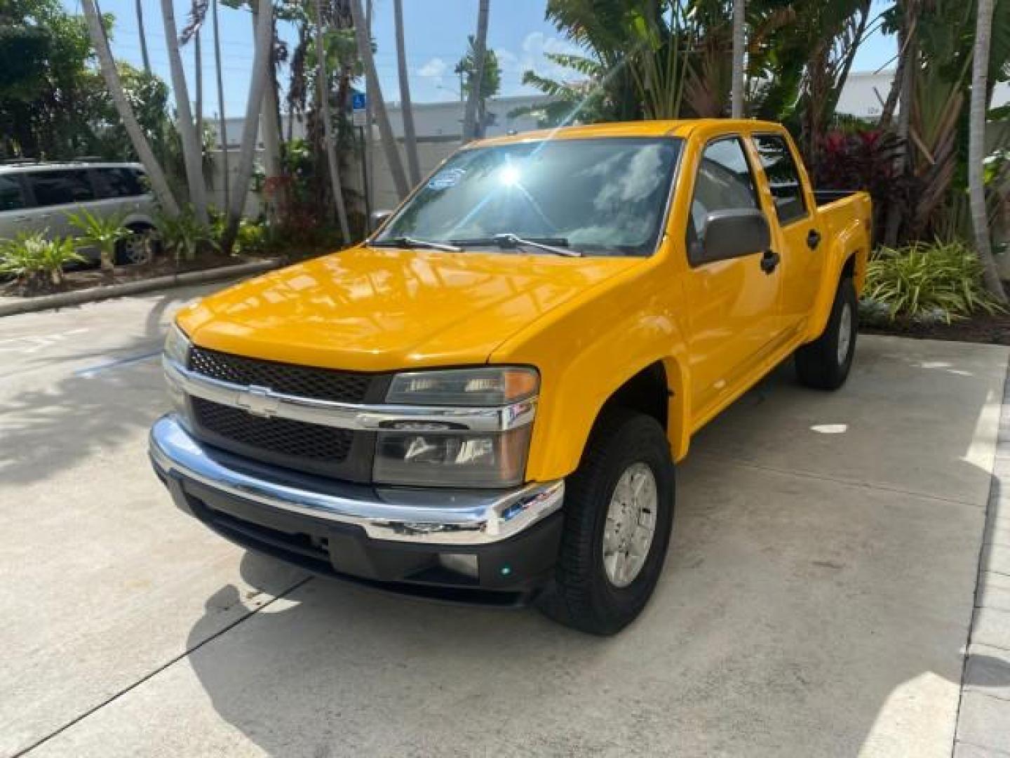 2006 Yellow /Light Cashmere Chevrolet Colorado LT FLORIDA LOW MILES 76.163 (1GCDS136768) with an 3.5L DOHC 5-Cyl MFI Engine engine, Automatic transmission, located at 4701 North Dixie Hwy, Pompano Beach, FL, 33064, (954) 422-2889, 26.240938, -80.123474 - OUR WEBPAGE FLORIDACARS1.COM HAS OVER 100 PHOTOS AND FREE CARFAX LINK 2006 CHEVROLET COLORADO LT Z71 VIN: 1GCDS136768220473 1 G C D S 1 3 6 7 6 8 2 2 0 4 7 3 CREW PICKUP 3.5L I5 F GASOLINE REAR WHEEL DRIVE Top Features Alloy Wheels Comfort Package Cloth Seats Convenience Package Basic Features ABS B - Photo#3