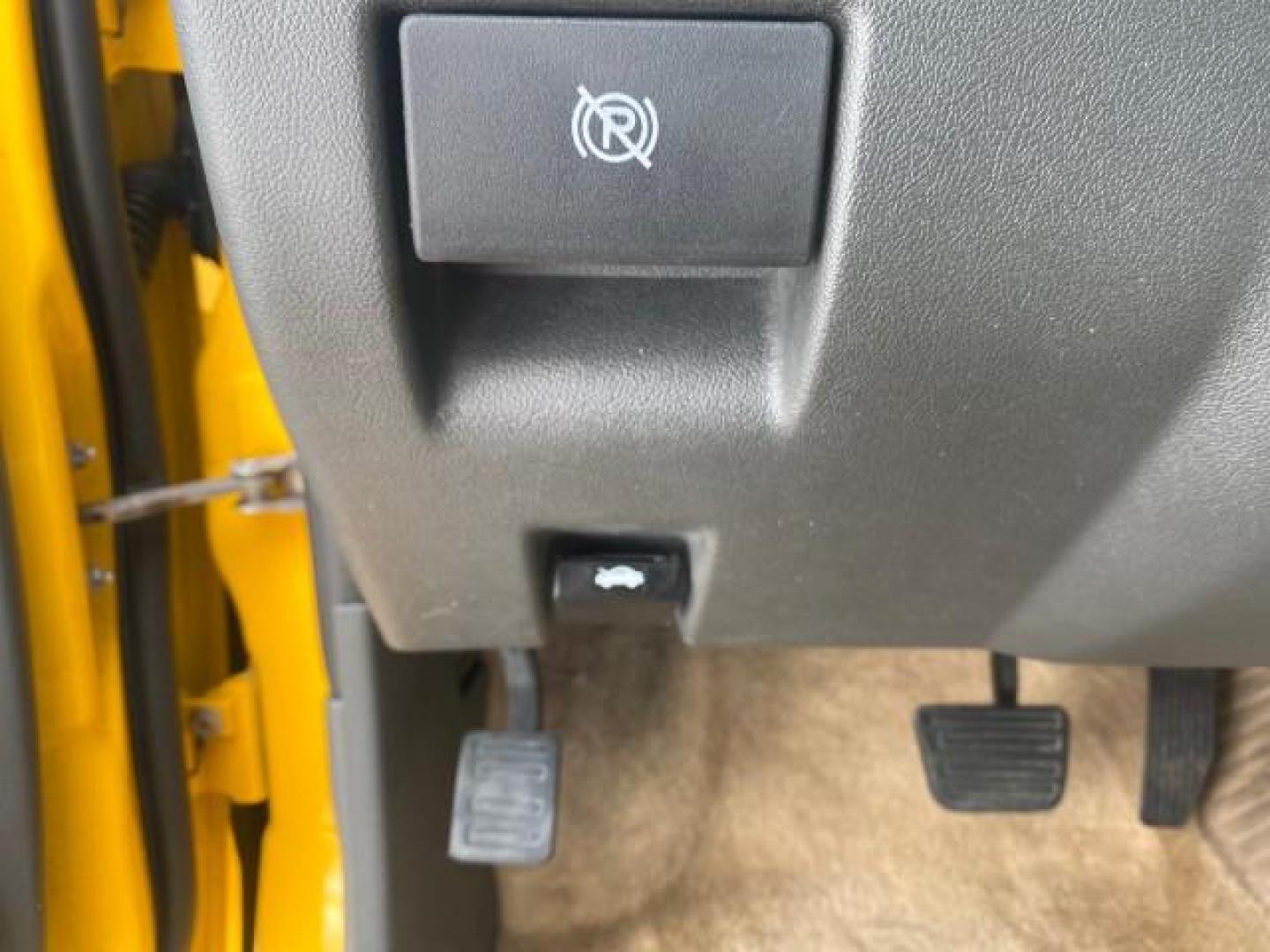 2006 Yellow /Light Cashmere Chevrolet Colorado LT FLORIDA LOW MILES 76.163 (1GCDS136768) with an 3.5L DOHC 5-Cyl MFI Engine engine, Automatic transmission, located at 4701 North Dixie Hwy, Pompano Beach, FL, 33064, (954) 422-2889, 26.240938, -80.123474 - OUR WEBPAGE FLORIDACARS1.COM HAS OVER 100 PHOTOS AND FREE CARFAX LINK 2006 CHEVROLET COLORADO LT Z71 VIN: 1GCDS136768220473 1 G C D S 1 3 6 7 6 8 2 2 0 4 7 3 CREW PICKUP 3.5L I5 F GASOLINE REAR WHEEL DRIVE Top Features Alloy Wheels Comfort Package Cloth Seats Convenience Package Basic Features ABS B - Photo#41
