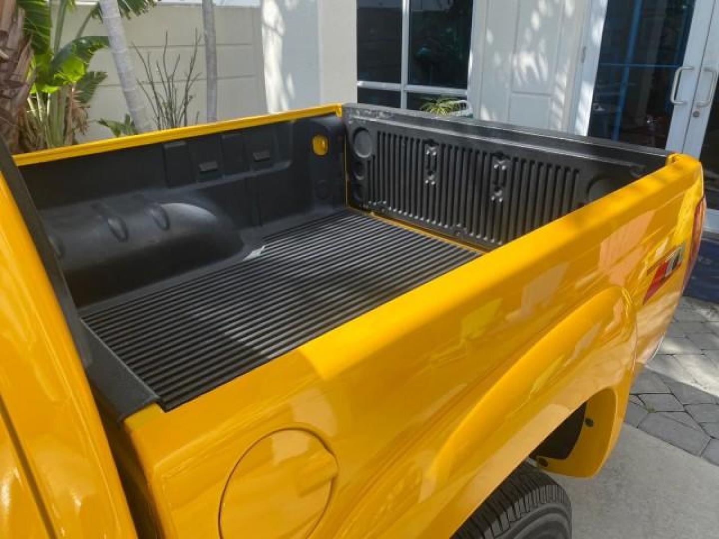 2006 Yellow /Light Cashmere Chevrolet Colorado LT FLORIDA LOW MILES 76.163 (1GCDS136768) with an 3.5L DOHC 5-Cyl MFI Engine engine, Automatic transmission, located at 4701 North Dixie Hwy, Pompano Beach, FL, 33064, (954) 422-2889, 26.240938, -80.123474 - OUR WEBPAGE FLORIDACARS1.COM HAS OVER 100 PHOTOS AND FREE CARFAX LINK 2006 CHEVROLET COLORADO LT Z71 VIN: 1GCDS136768220473 1 G C D S 1 3 6 7 6 8 2 2 0 4 7 3 CREW PICKUP 3.5L I5 F GASOLINE REAR WHEEL DRIVE Top Features Alloy Wheels Comfort Package Cloth Seats Convenience Package Basic Features ABS B - Photo#72