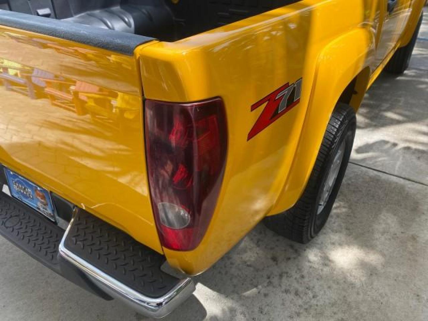2006 Yellow /Light Cashmere Chevrolet Colorado LT FLORIDA LOW MILES 76.163 (1GCDS136768) with an 3.5L DOHC 5-Cyl MFI Engine engine, Automatic transmission, located at 4701 North Dixie Hwy, Pompano Beach, FL, 33064, (954) 422-2889, 26.240938, -80.123474 - OUR WEBPAGE FLORIDACARS1.COM HAS OVER 100 PHOTOS AND FREE CARFAX LINK 2006 CHEVROLET COLORADO LT Z71 VIN: 1GCDS136768220473 1 G C D S 1 3 6 7 6 8 2 2 0 4 7 3 CREW PICKUP 3.5L I5 F GASOLINE REAR WHEEL DRIVE Top Features Alloy Wheels Comfort Package Cloth Seats Convenience Package Basic Features ABS B - Photo#85