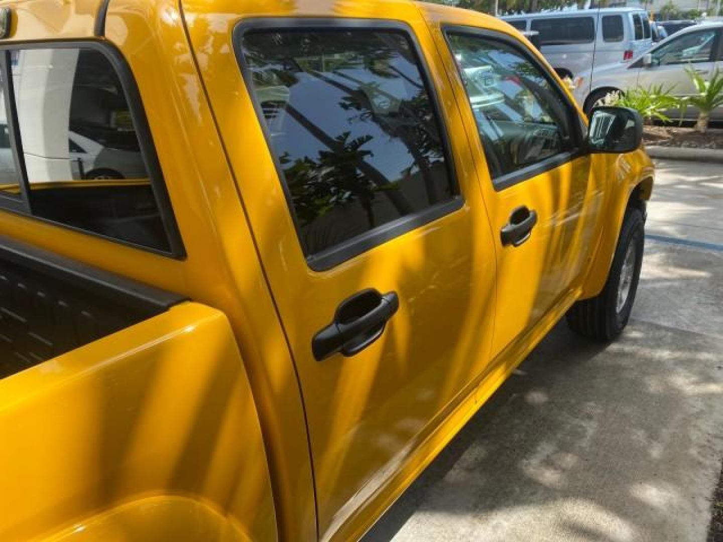 2006 Yellow /Light Cashmere Chevrolet Colorado LT FLORIDA LOW MILES 76.163 (1GCDS136768) with an 3.5L DOHC 5-Cyl MFI Engine engine, Automatic transmission, located at 4701 North Dixie Hwy, Pompano Beach, FL, 33064, (954) 422-2889, 26.240938, -80.123474 - OUR WEBPAGE FLORIDACARS1.COM HAS OVER 100 PHOTOS AND FREE CARFAX LINK 2006 CHEVROLET COLORADO LT Z71 VIN: 1GCDS136768220473 1 G C D S 1 3 6 7 6 8 2 2 0 4 7 3 CREW PICKUP 3.5L I5 F GASOLINE REAR WHEEL DRIVE Top Features Alloy Wheels Comfort Package Cloth Seats Convenience Package Basic Features ABS B - Photo#89