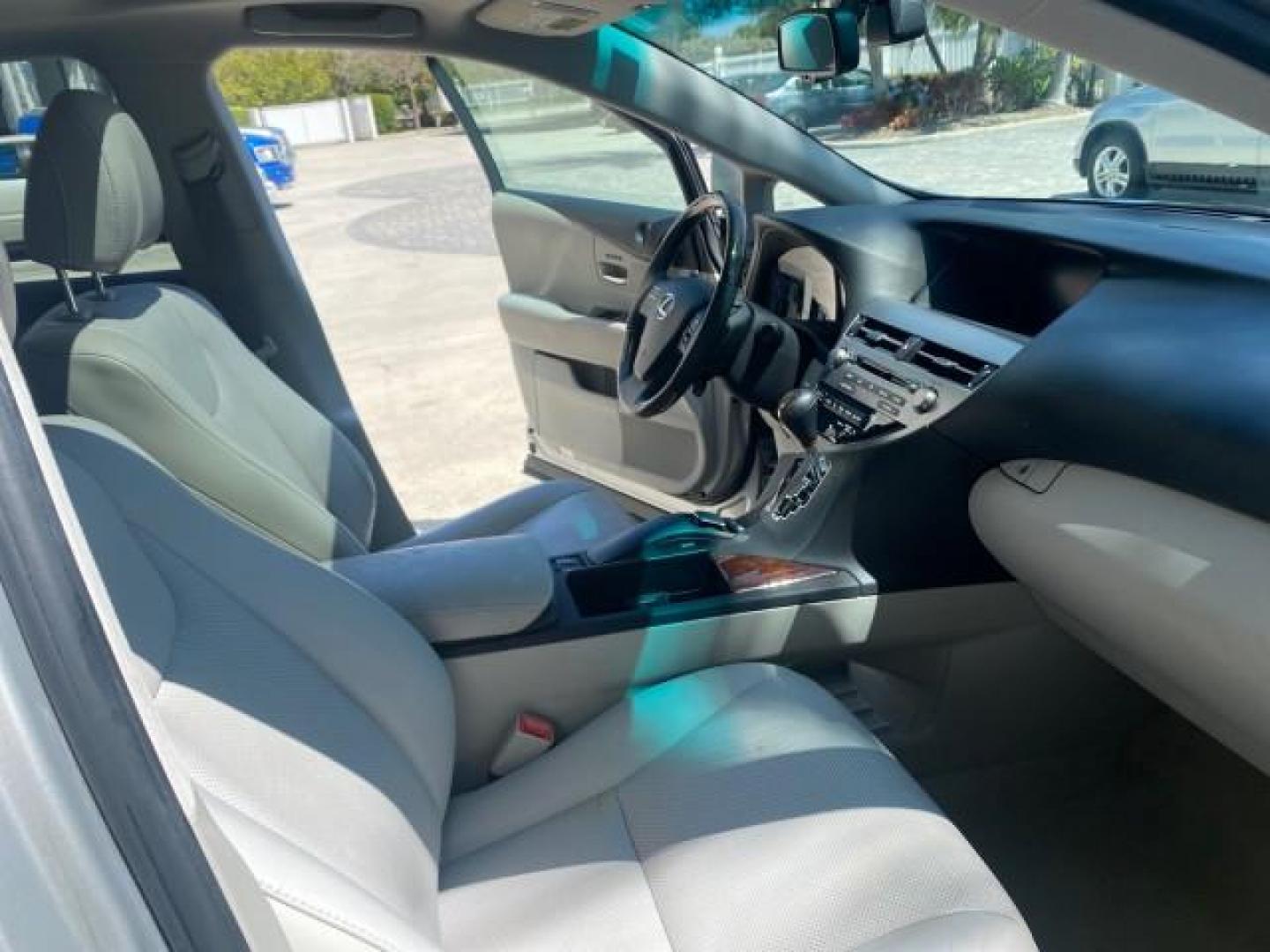 2010 Starfire Pearl /Light Gray Lexus RX 350 1 NC LOW MILES 83,532 AWD (2T2BK1BA8AC) with an 3.5L DOHC SFI 24-Valve V6 Engine engine, Automatic transmission, located at 4701 North Dixie Hwy, Pompano Beach, FL, 33064, (954) 422-2889, 26.240938, -80.123474 - OUR WEBPAGE FLORIDACARS1.COM HAS OVER 100 PHOTOS AND FREE CARFAX LINK 2010 LEXUS RX 350 NAVIGATION VIN: 2T2BK1BA8AC005951 2 T 2 B K 1 B A 8 A C 0 0 5 9 5 1 4 DOOR WAGON/SPORT UTILITY 3.5L V6 F DOHC 24V GASOLINE ALL WHEEL DRIVE Top Features 4WD/AWD Leather Seats Alloy Wheels Satellite Radio Ready Blu - Photo#11