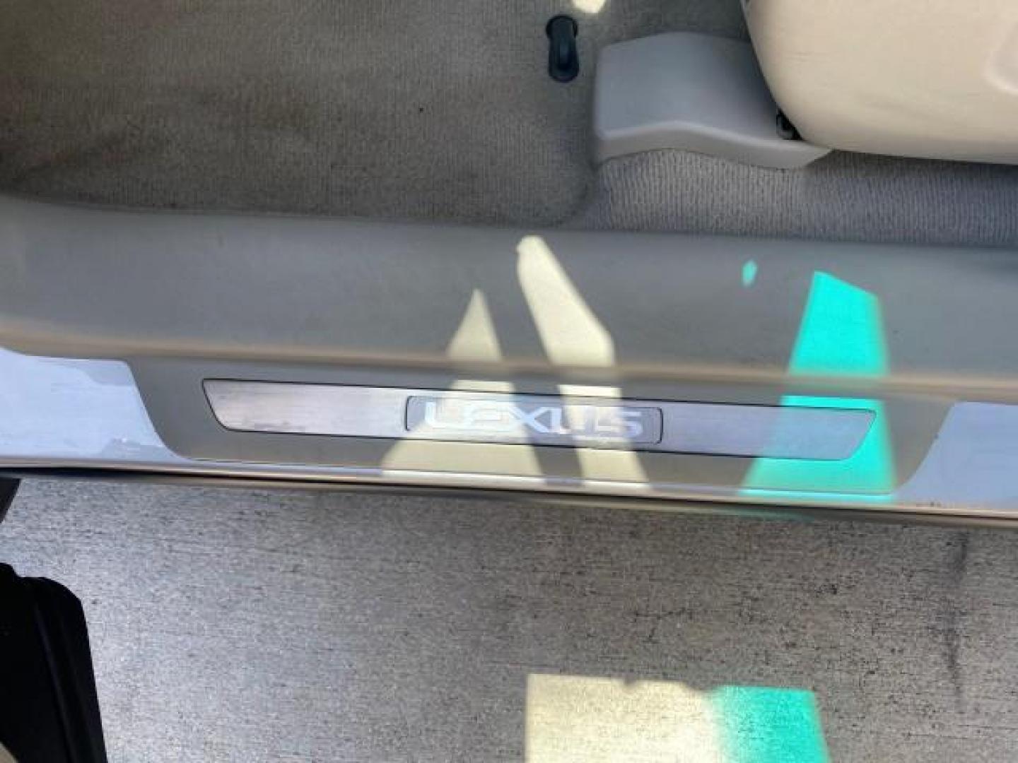 2010 Starfire Pearl /Light Gray Lexus RX 350 1 NC LOW MILES 83,532 AWD (2T2BK1BA8AC) with an 3.5L DOHC SFI 24-Valve V6 Engine engine, Automatic transmission, located at 4701 North Dixie Hwy, Pompano Beach, FL, 33064, (954) 422-2889, 26.240938, -80.123474 - OUR WEBPAGE FLORIDACARS1.COM HAS OVER 100 PHOTOS AND FREE CARFAX LINK 2010 LEXUS RX 350 NAVIGATION VIN: 2T2BK1BA8AC005951 2 T 2 B K 1 B A 8 A C 0 0 5 9 5 1 4 DOOR WAGON/SPORT UTILITY 3.5L V6 F DOHC 24V GASOLINE ALL WHEEL DRIVE Top Features 4WD/AWD Leather Seats Alloy Wheels Satellite Radio Ready Blu - Photo#34