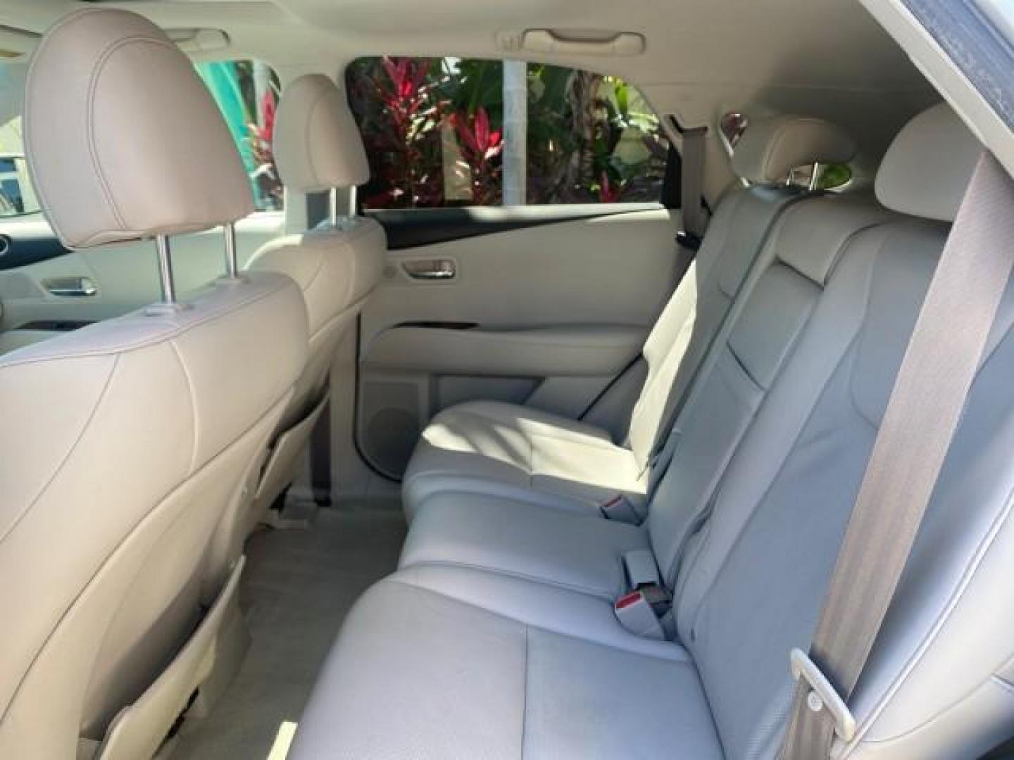 2010 Starfire Pearl /Light Gray Lexus RX 350 1 NC LOW MILES 83,532 AWD (2T2BK1BA8AC) with an 3.5L DOHC SFI 24-Valve V6 Engine engine, Automatic transmission, located at 4701 North Dixie Hwy, Pompano Beach, FL, 33064, (954) 422-2889, 26.240938, -80.123474 - OUR WEBPAGE FLORIDACARS1.COM HAS OVER 100 PHOTOS AND FREE CARFAX LINK 2010 LEXUS RX 350 NAVIGATION VIN: 2T2BK1BA8AC005951 2 T 2 B K 1 B A 8 A C 0 0 5 9 5 1 4 DOOR WAGON/SPORT UTILITY 3.5L V6 F DOHC 24V GASOLINE ALL WHEEL DRIVE Top Features 4WD/AWD Leather Seats Alloy Wheels Satellite Radio Ready Blu - Photo#64