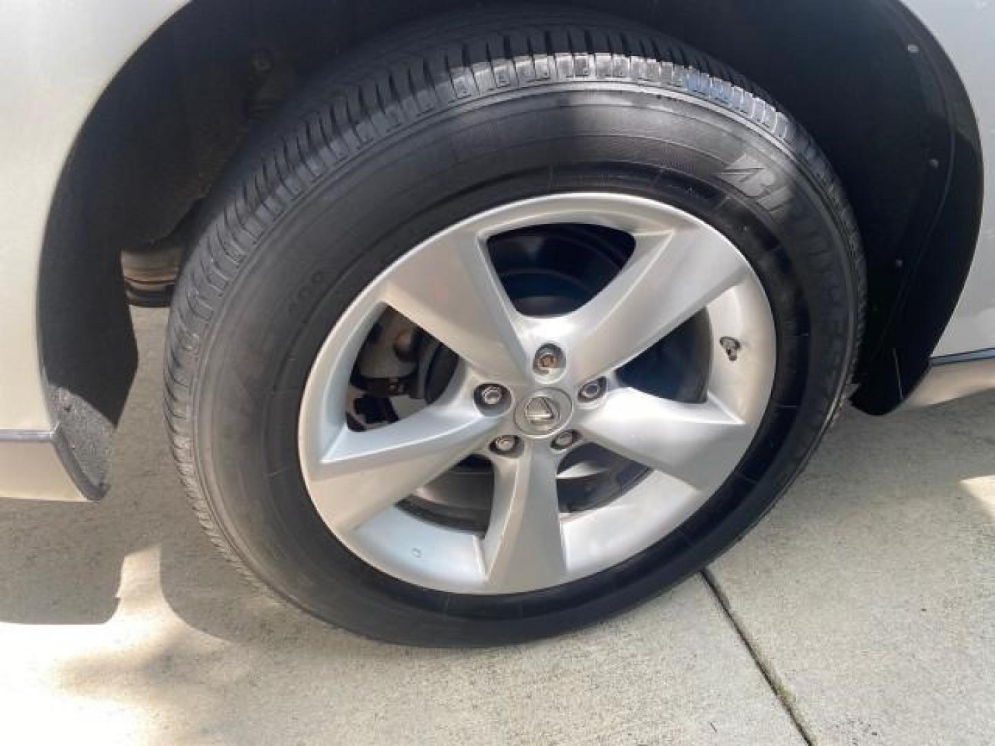 2010 Starfire Pearl /Light Gray Lexus RX 350 1 NC LOW MILES 83,532 AWD (2T2BK1BA8AC) with an 3.5L DOHC SFI 24-Valve V6 Engine engine, Automatic transmission, located at 4701 North Dixie Hwy, Pompano Beach, FL, 33064, (954) 422-2889, 26.240938, -80.123474 - OUR WEBPAGE FLORIDACARS1.COM HAS OVER 100 PHOTOS AND FREE CARFAX LINK 2010 LEXUS RX 350 NAVIGATION VIN: 2T2BK1BA8AC005951 2 T 2 B K 1 B A 8 A C 0 0 5 9 5 1 4 DOOR WAGON/SPORT UTILITY 3.5L V6 F DOHC 24V GASOLINE ALL WHEEL DRIVE Top Features 4WD/AWD Leather Seats Alloy Wheels Satellite Radio Ready Blu - Photo#84