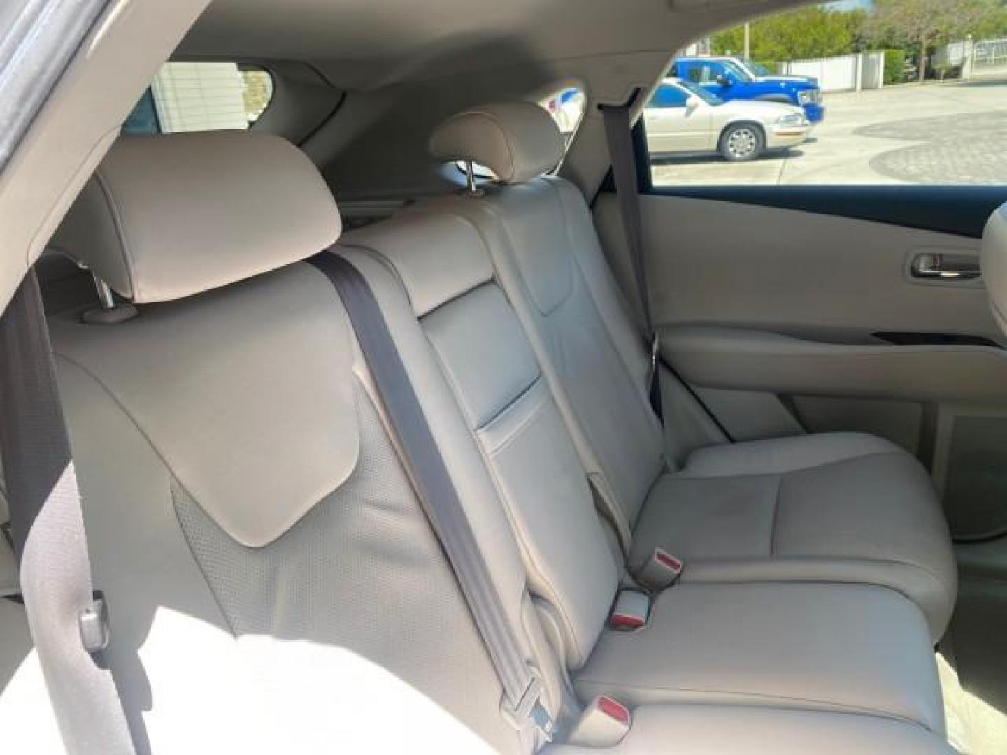 2010 Starfire Pearl /Light Gray Lexus RX 350 1 NC LOW MILES 83,532 AWD (2T2BK1BA8AC) with an 3.5L DOHC SFI 24-Valve V6 Engine engine, Automatic transmission, located at 4701 North Dixie Hwy, Pompano Beach, FL, 33064, (954) 422-2889, 26.240938, -80.123474 - OUR WEBPAGE FLORIDACARS1.COM HAS OVER 100 PHOTOS AND FREE CARFAX LINK 2010 LEXUS RX 350 NAVIGATION VIN: 2T2BK1BA8AC005951 2 T 2 B K 1 B A 8 A C 0 0 5 9 5 1 4 DOOR WAGON/SPORT UTILITY 3.5L V6 F DOHC 24V GASOLINE ALL WHEEL DRIVE Top Features 4WD/AWD Leather Seats Alloy Wheels Satellite Radio Ready Blu - Photo#91