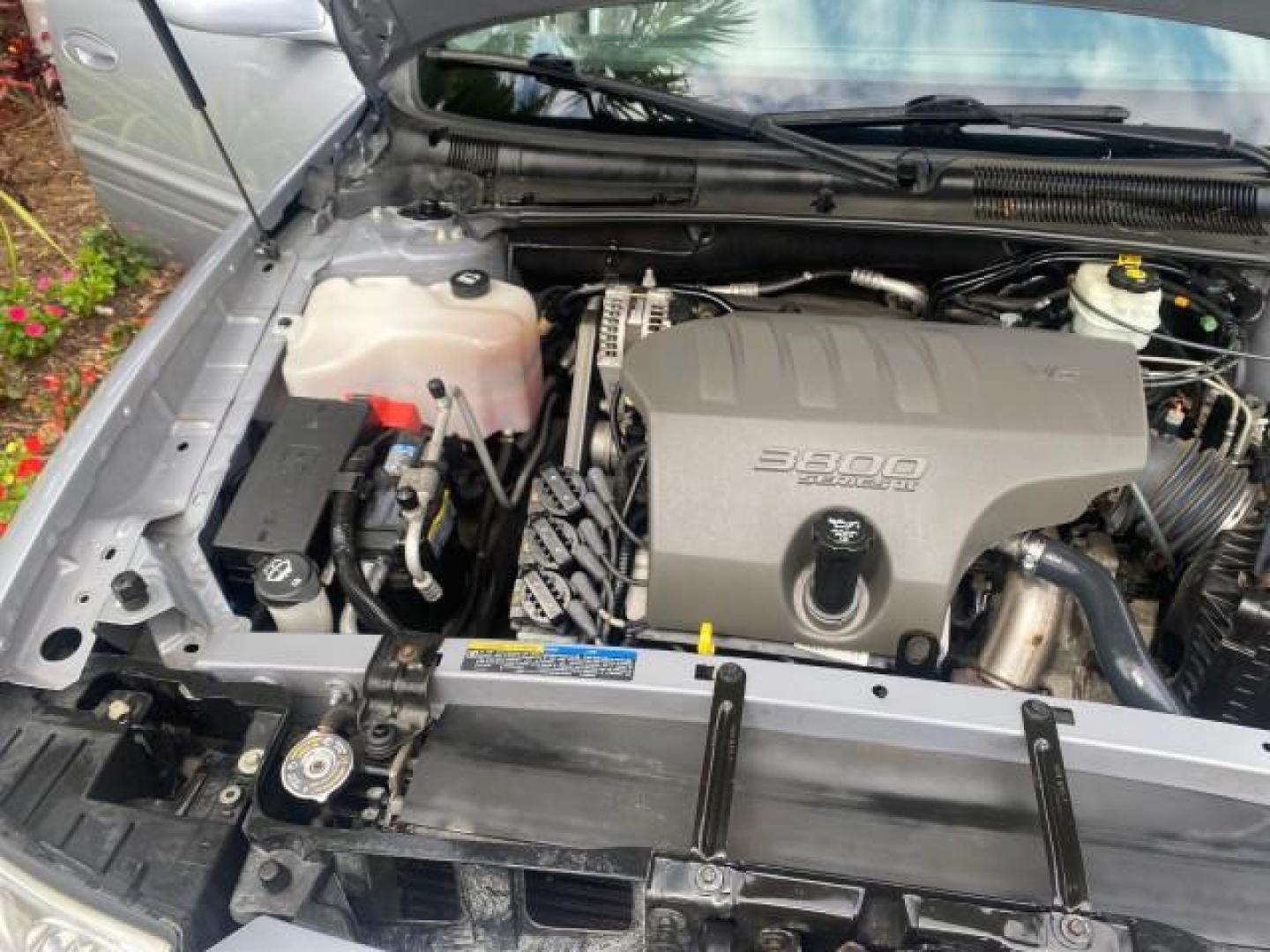 2005 Platinum Metallic /Gray Buick LeSabre Custom 1 OWNER LOW MILES 34,370 (1G4HP52K15U) with an 3.8L 3800 V6 SFI Engine engine, Automatic transmission, located at 4701 North Dixie Hwy, Pompano Beach, FL, 33064, (954) 422-2889, 26.240938, -80.123474 - OUR WEBPAGE FLORIDACARS1.COM HAS OVER 100 PHOTOS AND FREE CARFAX LINK 2005 BUICK LESABRE CUSTOM VIN: 1G4HP52K15U173399 1 G 4 H P 5 2 K 1 5 U 1 7 3 3 9 9 SEDAN 4 DR 3.8L V6 F OHV 29 MPG GASOLINE FRONT WHEEL DRIVE Top Features Alloy Wheels Cloth Seats Basic Features ABS Brakes CD Audio Power Mirrors S - Photo#24