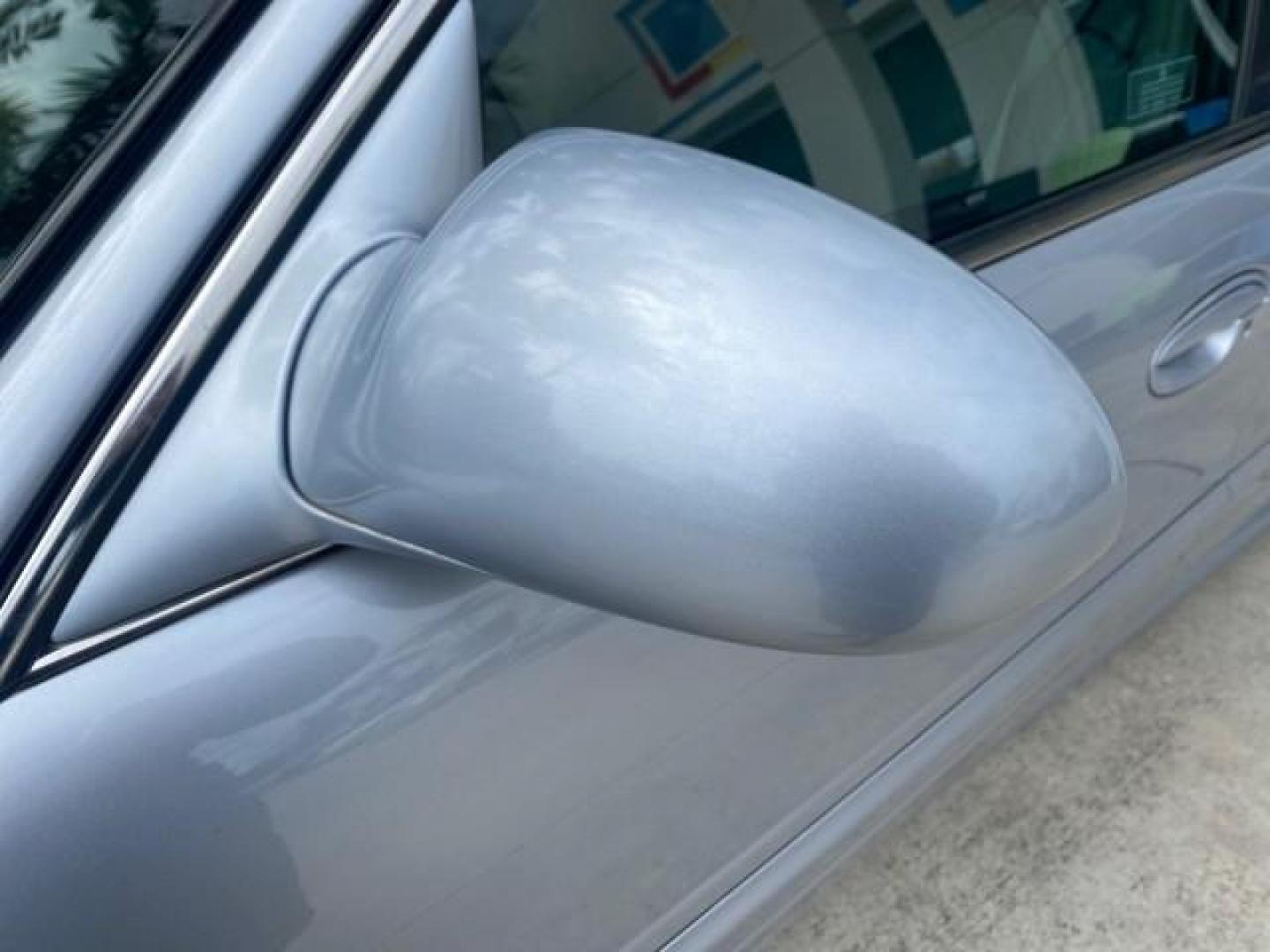 2005 Platinum Metallic /Gray Buick LeSabre Custom 1 OWNER LOW MILES 34,370 (1G4HP52K15U) with an 3.8L 3800 V6 SFI Engine engine, Automatic transmission, located at 4701 North Dixie Hwy, Pompano Beach, FL, 33064, (954) 422-2889, 26.240938, -80.123474 - OUR WEBPAGE FLORIDACARS1.COM HAS OVER 100 PHOTOS AND FREE CARFAX LINK 2005 BUICK LESABRE CUSTOM VIN: 1G4HP52K15U173399 1 G 4 H P 5 2 K 1 5 U 1 7 3 3 9 9 SEDAN 4 DR 3.8L V6 F OHV 29 MPG GASOLINE FRONT WHEEL DRIVE Top Features Alloy Wheels Cloth Seats Basic Features ABS Brakes CD Audio Power Mirrors S - Photo#29