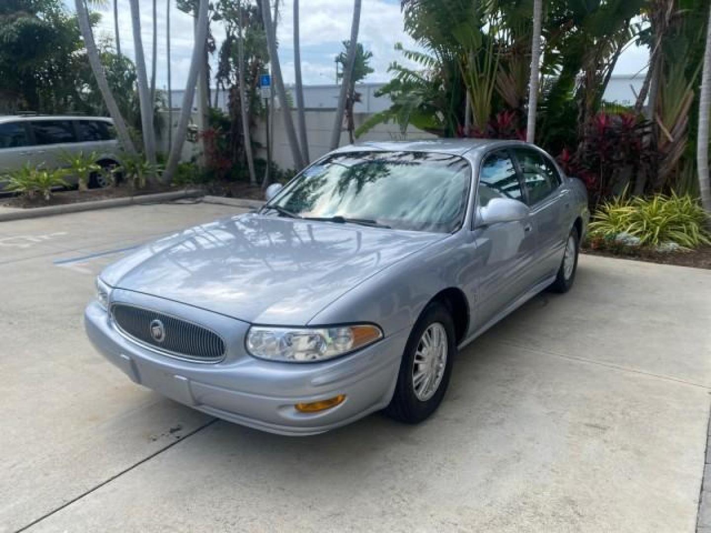 2005 Platinum Metallic /Gray Buick LeSabre Custom 1 OWNER LOW MILES 34,370 (1G4HP52K15U) with an 3.8L 3800 V6 SFI Engine engine, Automatic transmission, located at 4701 North Dixie Hwy, Pompano Beach, FL, 33064, (954) 422-2889, 26.240938, -80.123474 - OUR WEBPAGE FLORIDACARS1.COM HAS OVER 100 PHOTOS AND FREE CARFAX LINK 2005 BUICK LESABRE CUSTOM VIN: 1G4HP52K15U173399 1 G 4 H P 5 2 K 1 5 U 1 7 3 3 9 9 SEDAN 4 DR 3.8L V6 F OHV 29 MPG GASOLINE FRONT WHEEL DRIVE Top Features Alloy Wheels Cloth Seats Basic Features ABS Brakes CD Audio Power Mirrors S - Photo#3