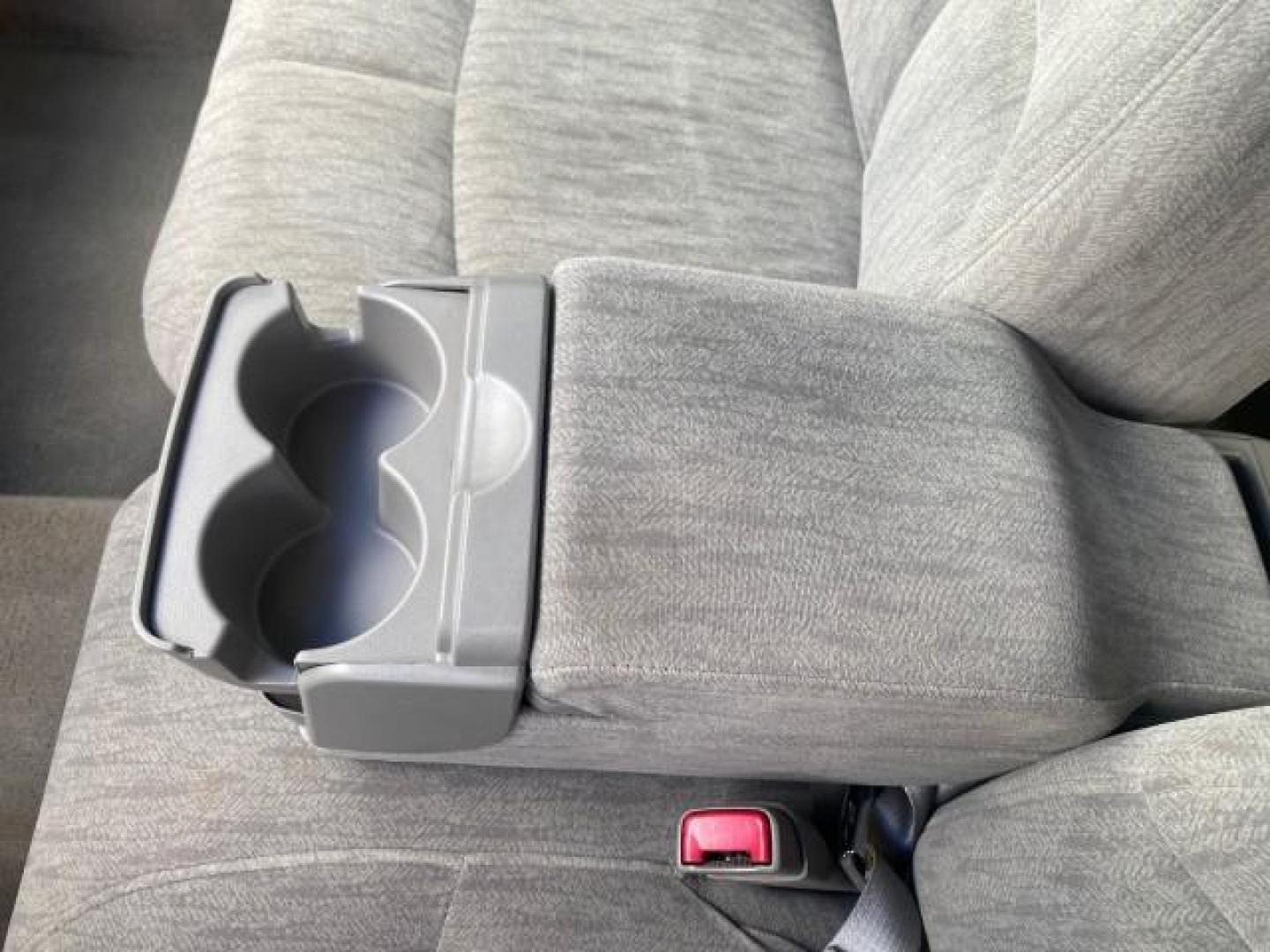 2005 Platinum Metallic /Gray Buick LeSabre Custom 1 OWNER LOW MILES 34,370 (1G4HP52K15U) with an 3.8L 3800 V6 SFI Engine engine, Automatic transmission, located at 4701 North Dixie Hwy, Pompano Beach, FL, 33064, (954) 422-2889, 26.240938, -80.123474 - OUR WEBPAGE FLORIDACARS1.COM HAS OVER 100 PHOTOS AND FREE CARFAX LINK 2005 BUICK LESABRE CUSTOM VIN: 1G4HP52K15U173399 1 G 4 H P 5 2 K 1 5 U 1 7 3 3 9 9 SEDAN 4 DR 3.8L V6 F OHV 29 MPG GASOLINE FRONT WHEEL DRIVE Top Features Alloy Wheels Cloth Seats Basic Features ABS Brakes CD Audio Power Mirrors S - Photo#57